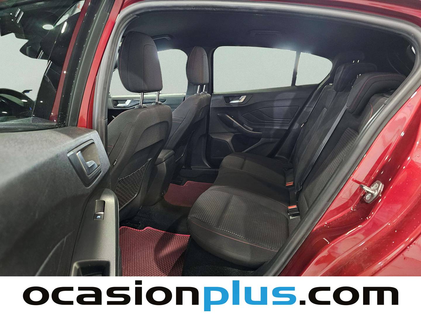 Foto asientos traseros Ford Focus Ford Focus 1.5 Ecoblue ST-Line  (120 CV)