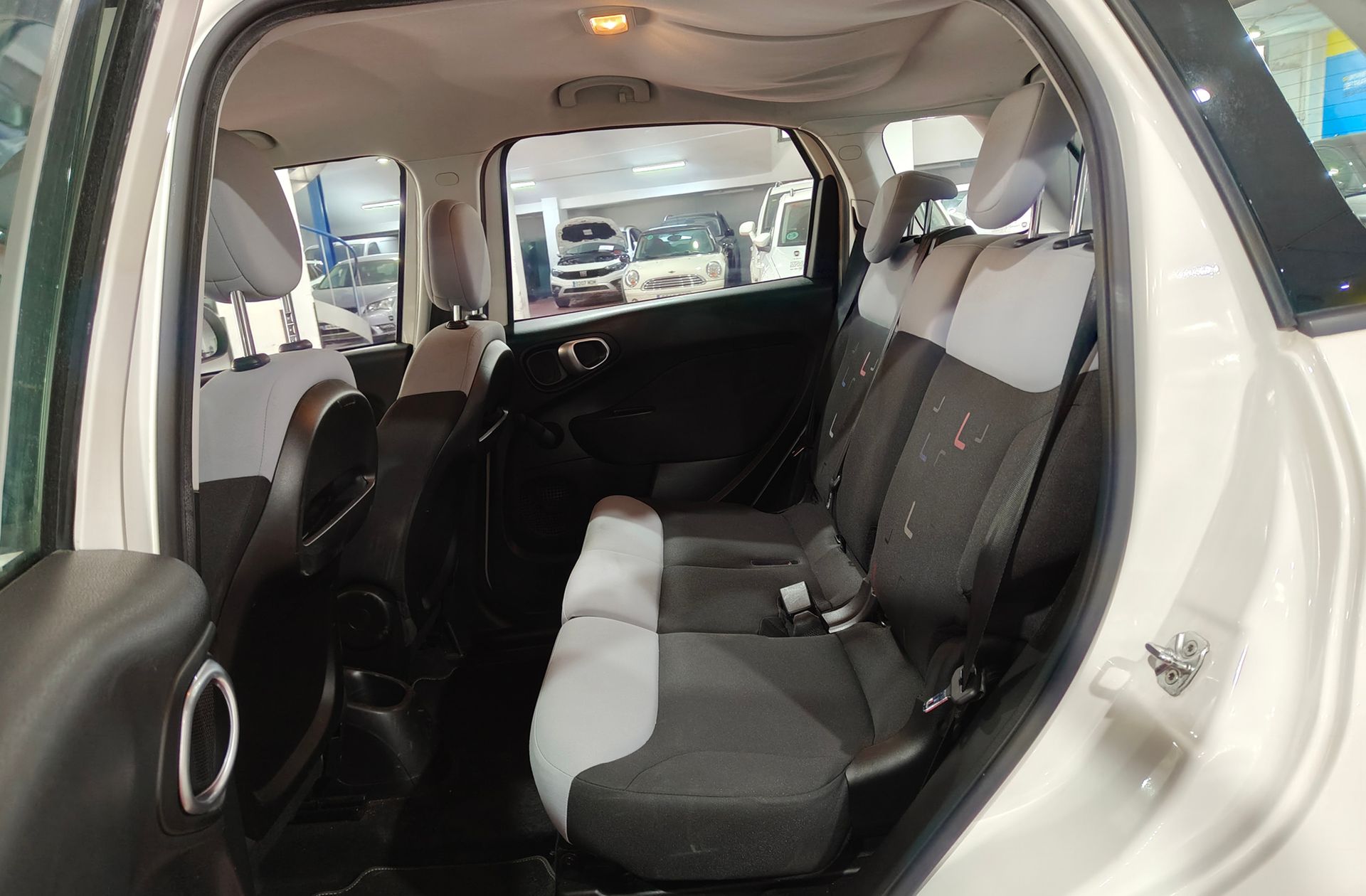 Fiat 500L 1.6 16v MultiJet II Pop Star - foto 9