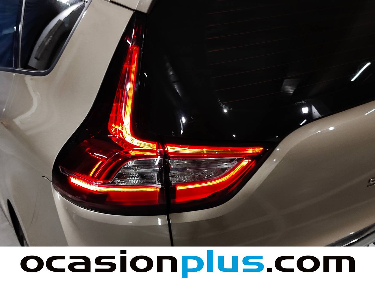 Renault Grand Scénic Renault Grand Scenic Zen TCe (140 CV) EDC GPF km 0