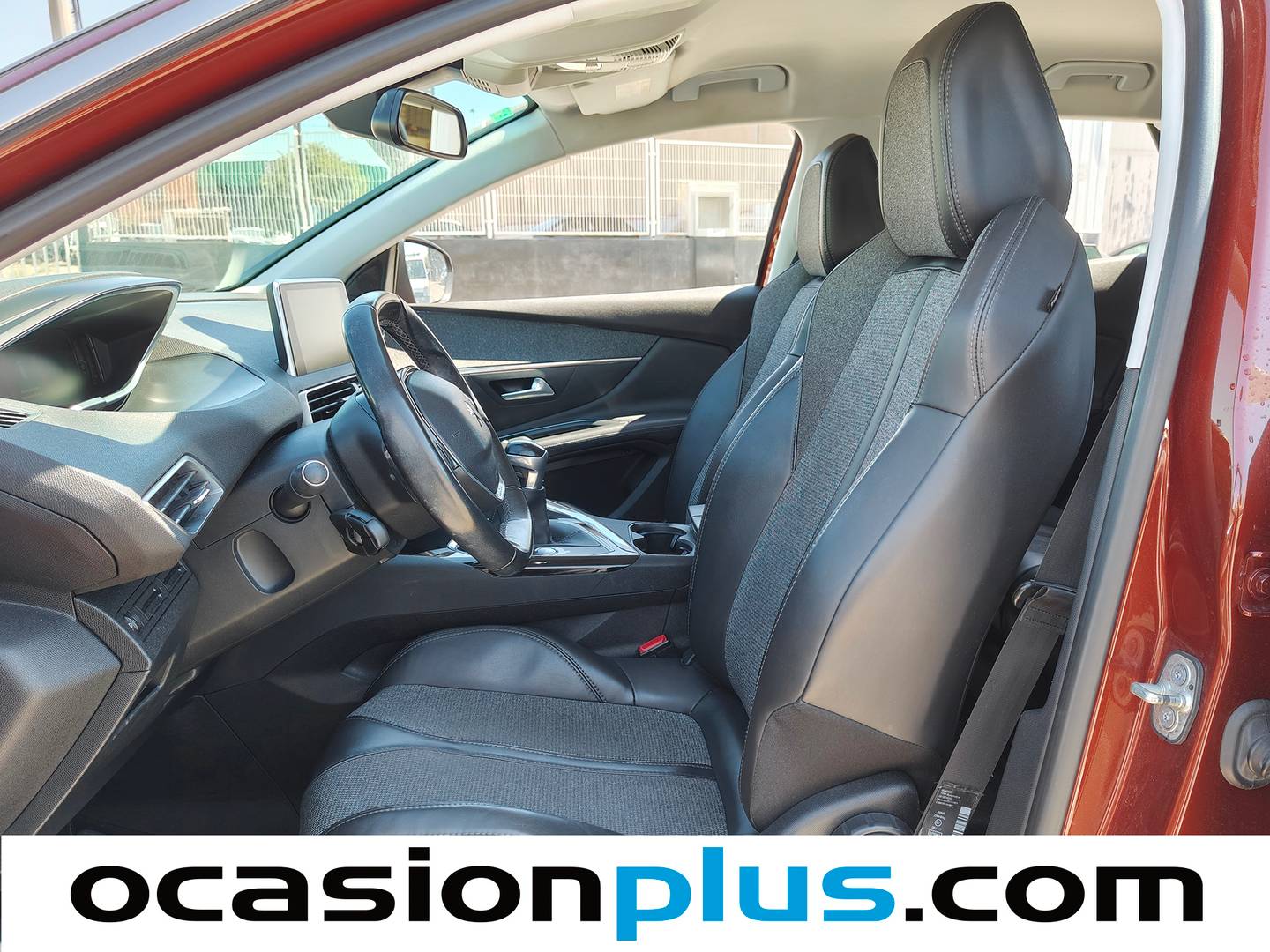Foto asientos delanteros Peugeot 3008 Peugeot 3008 PureTech 130 S&S Allure (130 CV)