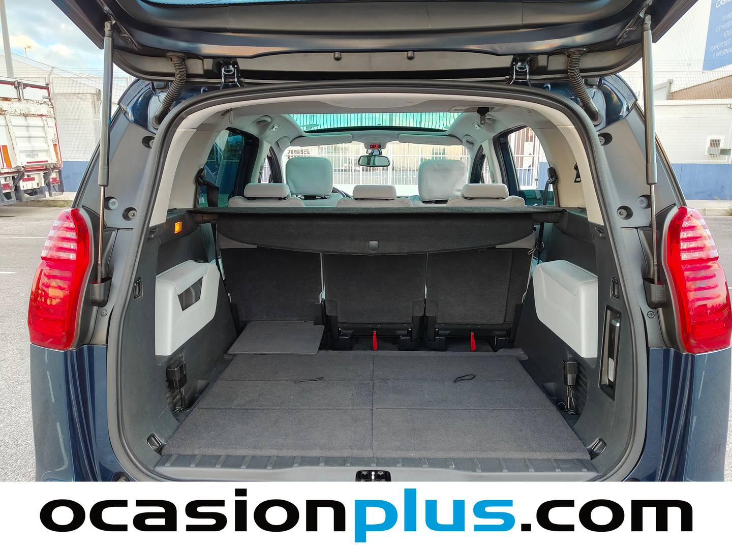 Foto Peugeot 5008 Peugeot 5008 1.6 THP Sport Pack (156 CV) 7 Plazas