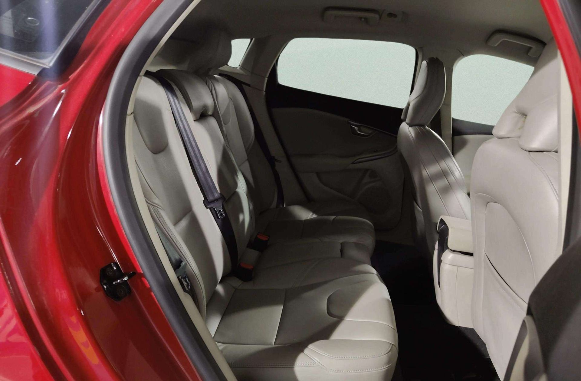 Volvo V40 D2 Kinetic - foto 15