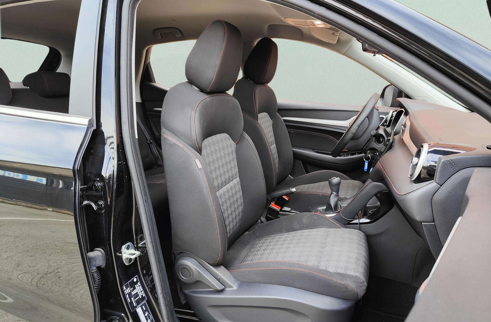 MG ZS 1.5 Comfort - foto 17