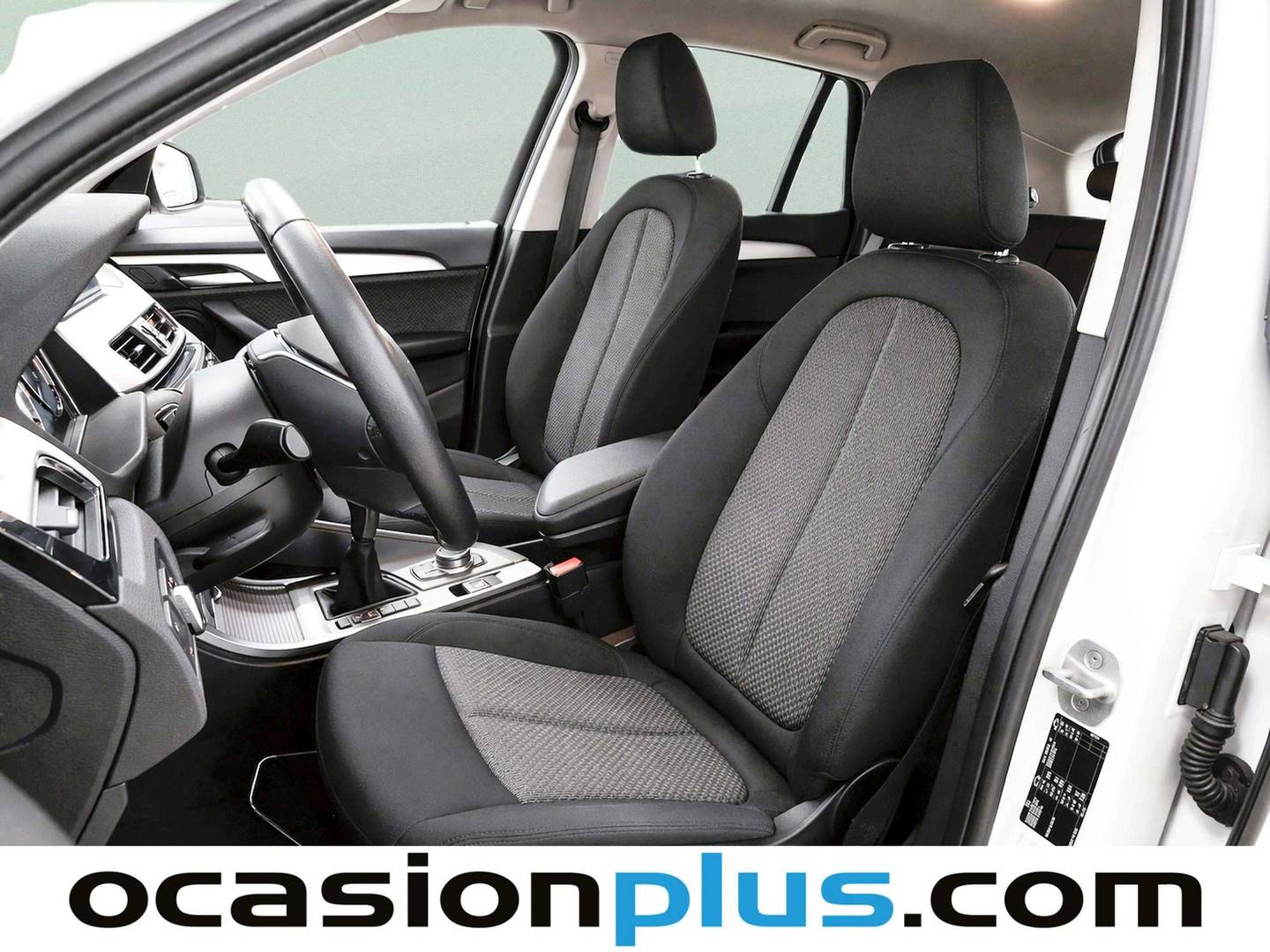 Foto asientos delanteros BMW X1 BMW X1 sDrive18d Business (150 CV)