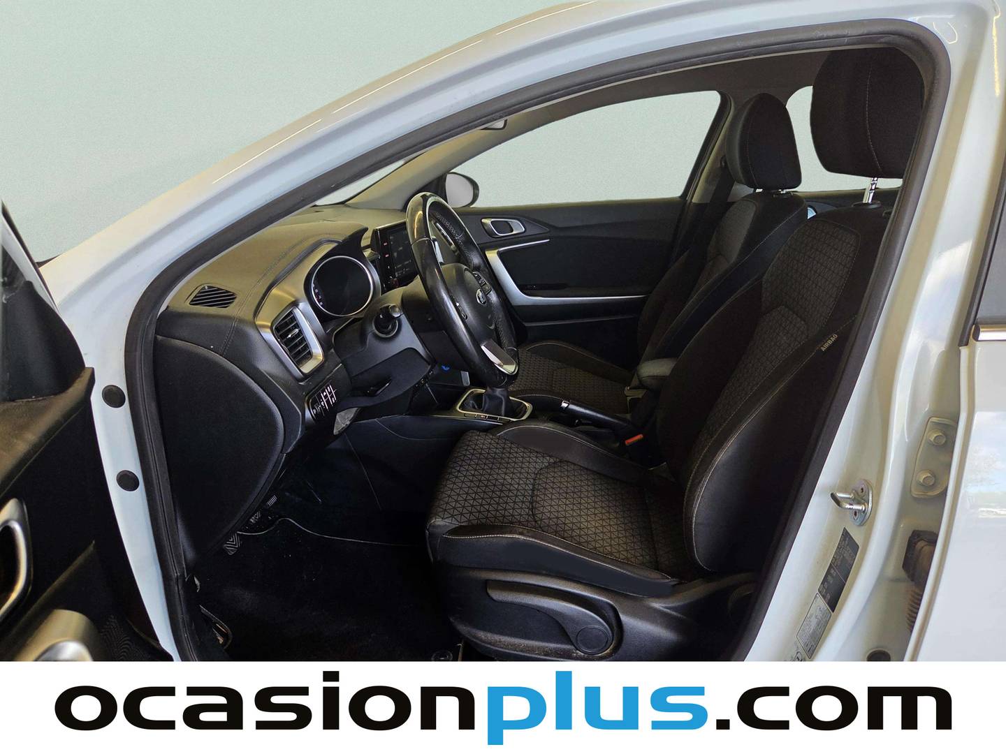 Foto asientos delanteros KIA XCeed KIA XCeed 1.0 T-GDi Drive (120 CV)