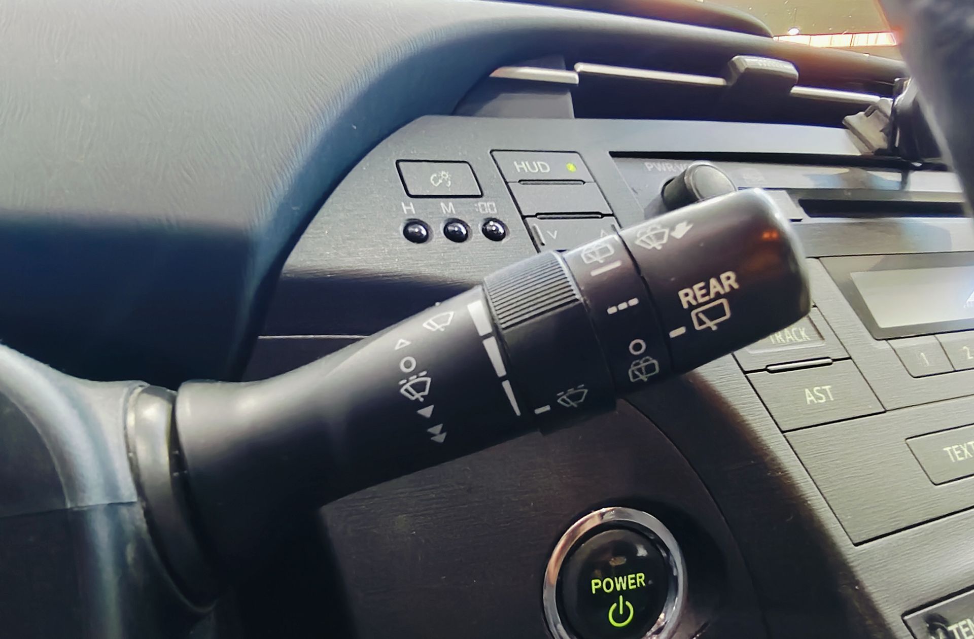 Toyota Prius 1.8 HSD Eco - foto 25