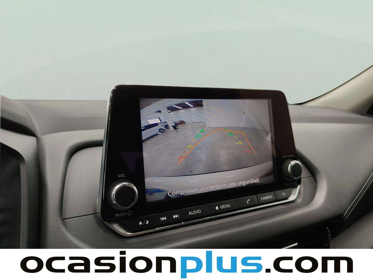 Extras y acabados del Nissan QASHQAI Nissan Qashqai DIG-T 140 mHEV Acenta 4x2  (140 CV)