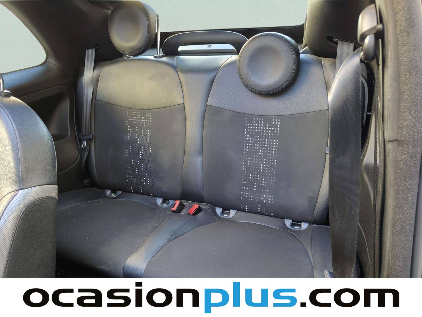 Foto asientos traseros Fiat 500C Fiat 500C 1.0 Hybrid Sport (70 CV)