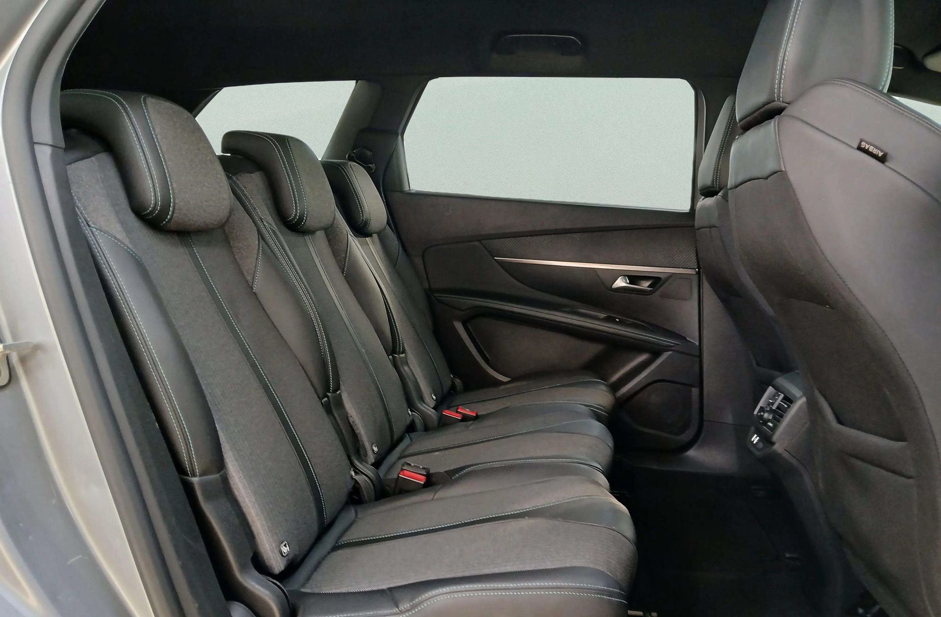 Peugeot 5008 PureTech 130 Allure Pack 7 plazas - foto 18