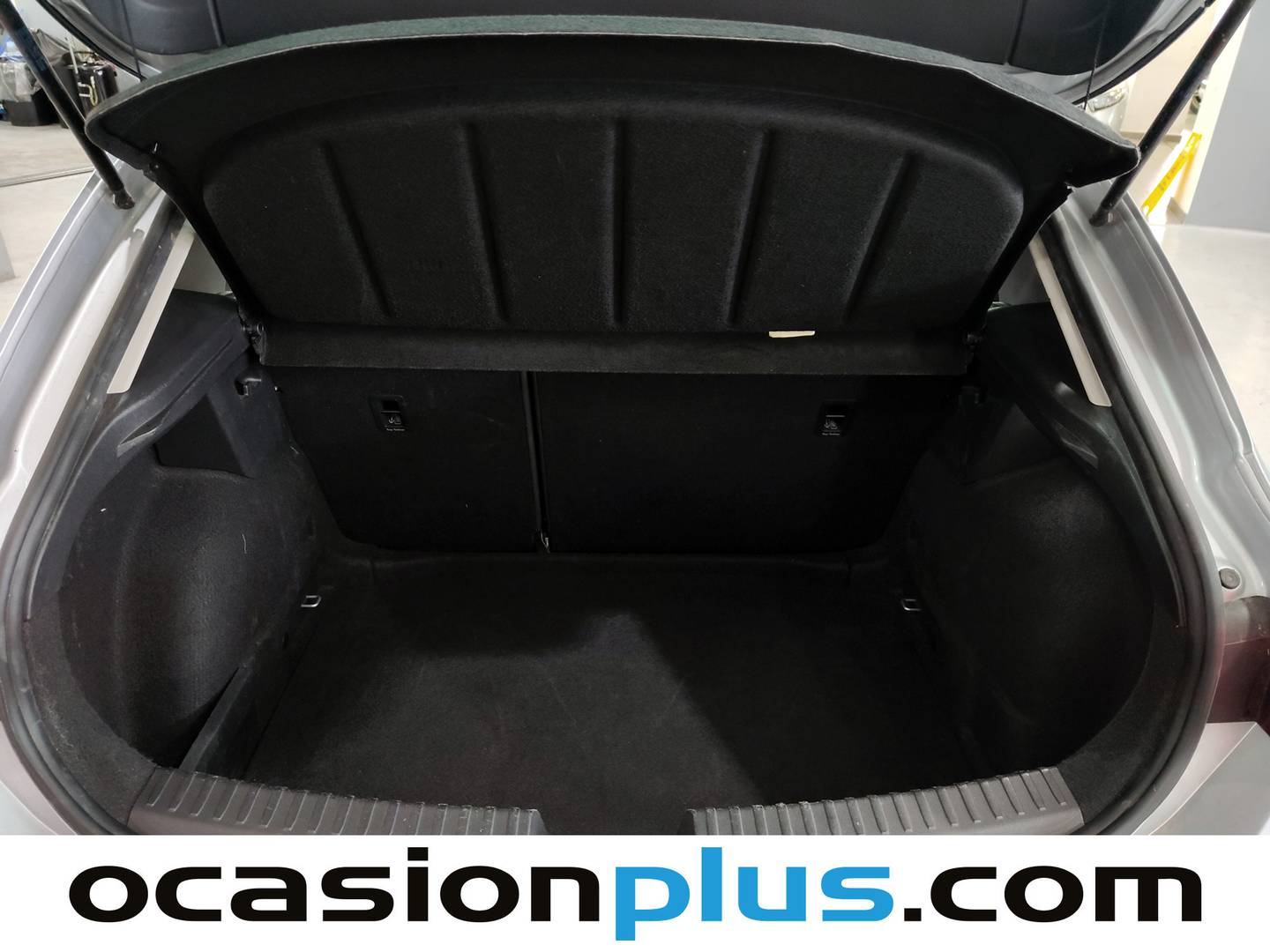 Fotos maletero Seat León Seat León 2.0 TDI S&S Style Go (115 CV)