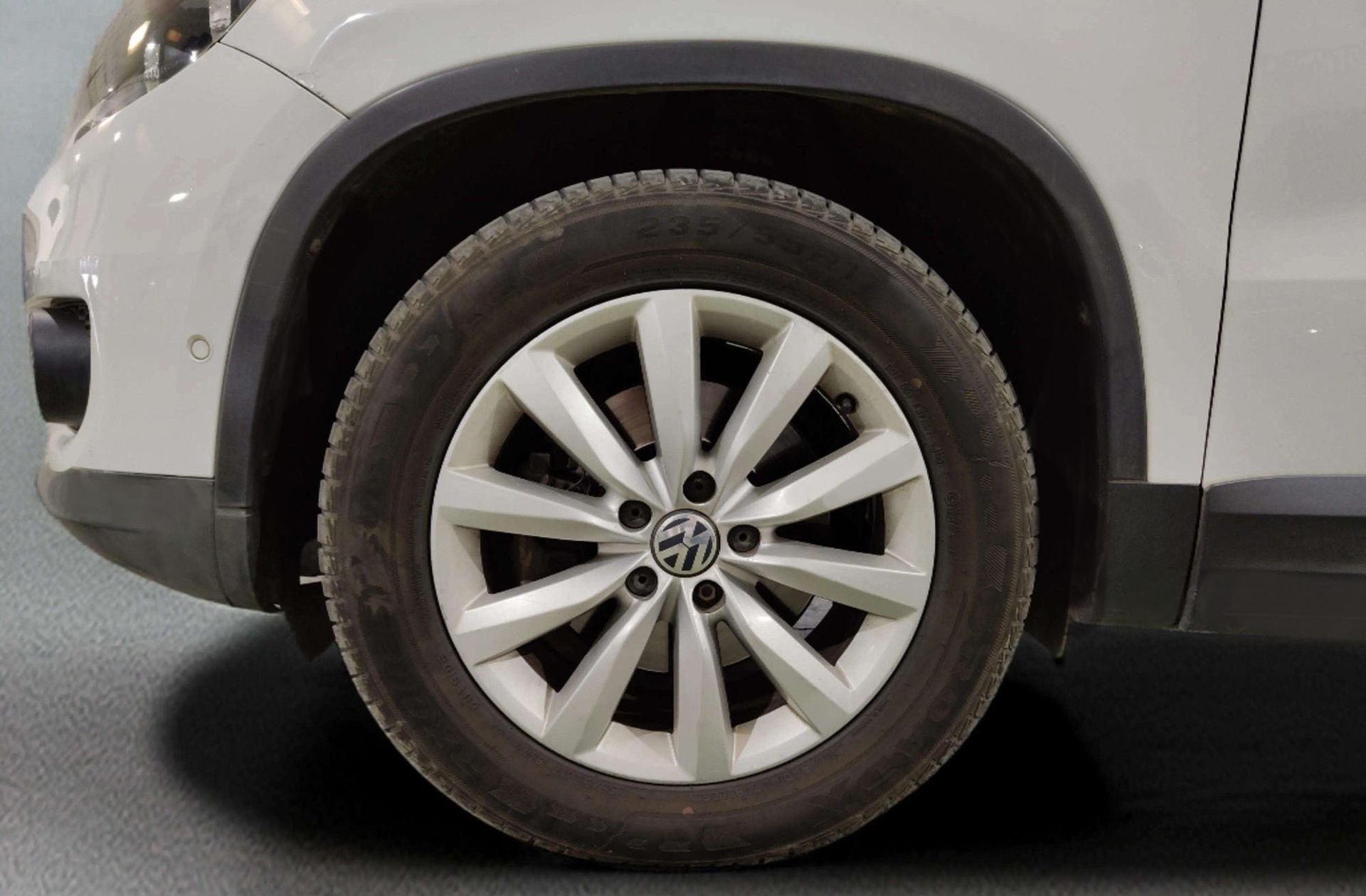 Volkswagen Tiguan T1 2.0 TDI 4x2 - foto 28