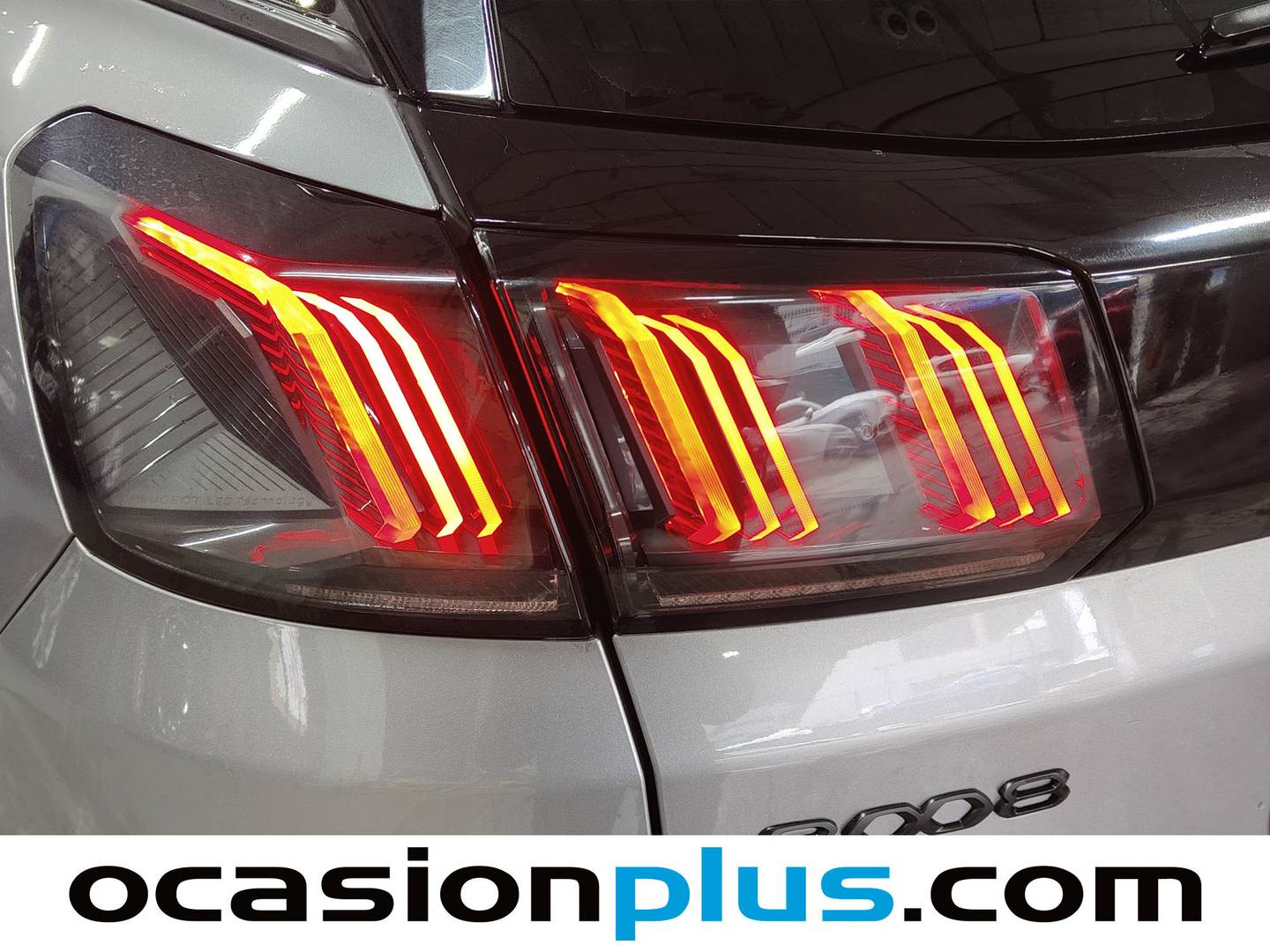 Foto Peugeot 3008 Peugeot 3008 PureTech 130 S&S GT EAT8 (130 CV)