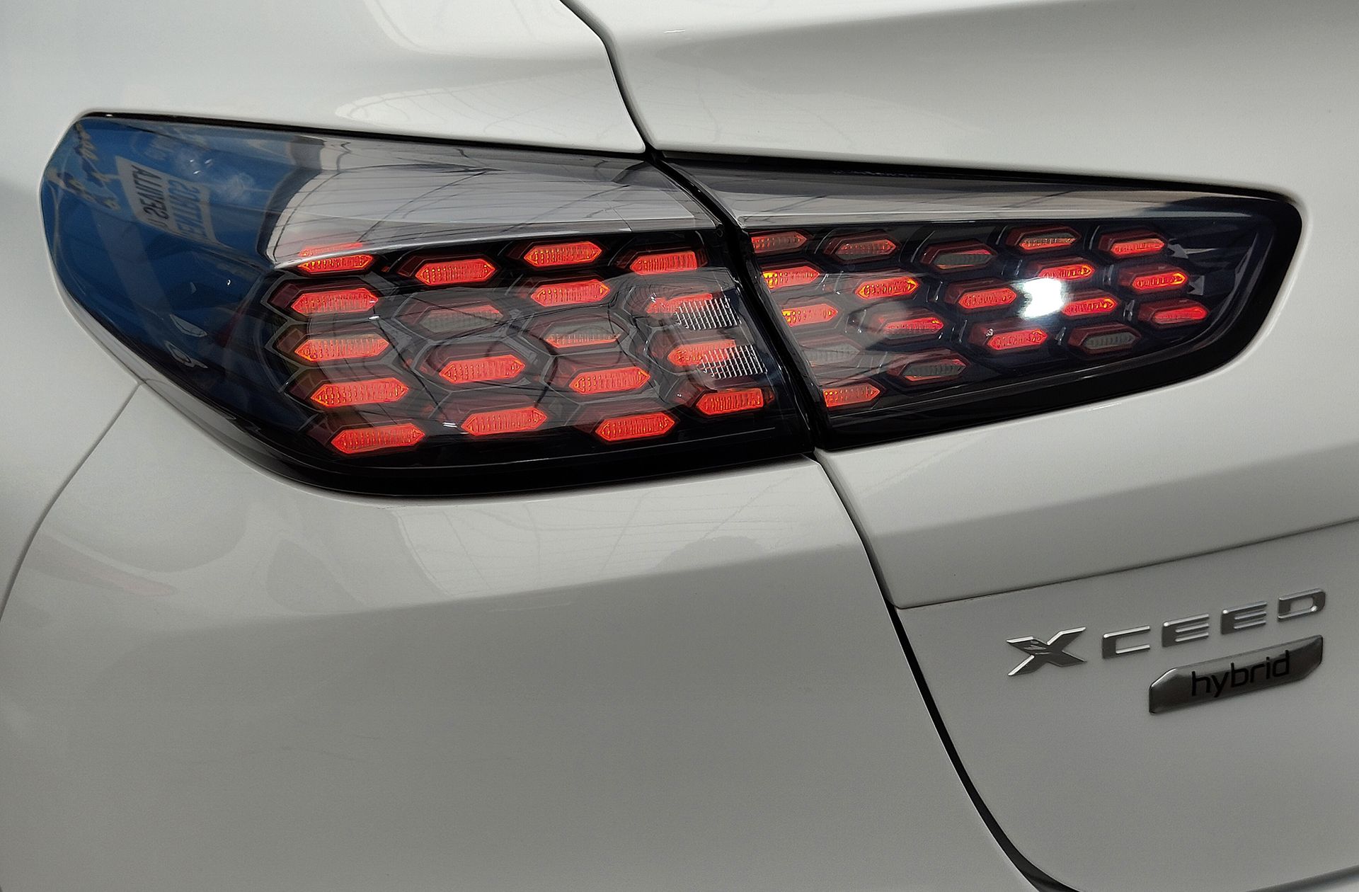 Kia XCeed 1.5 MHEV GT-line - foto 23