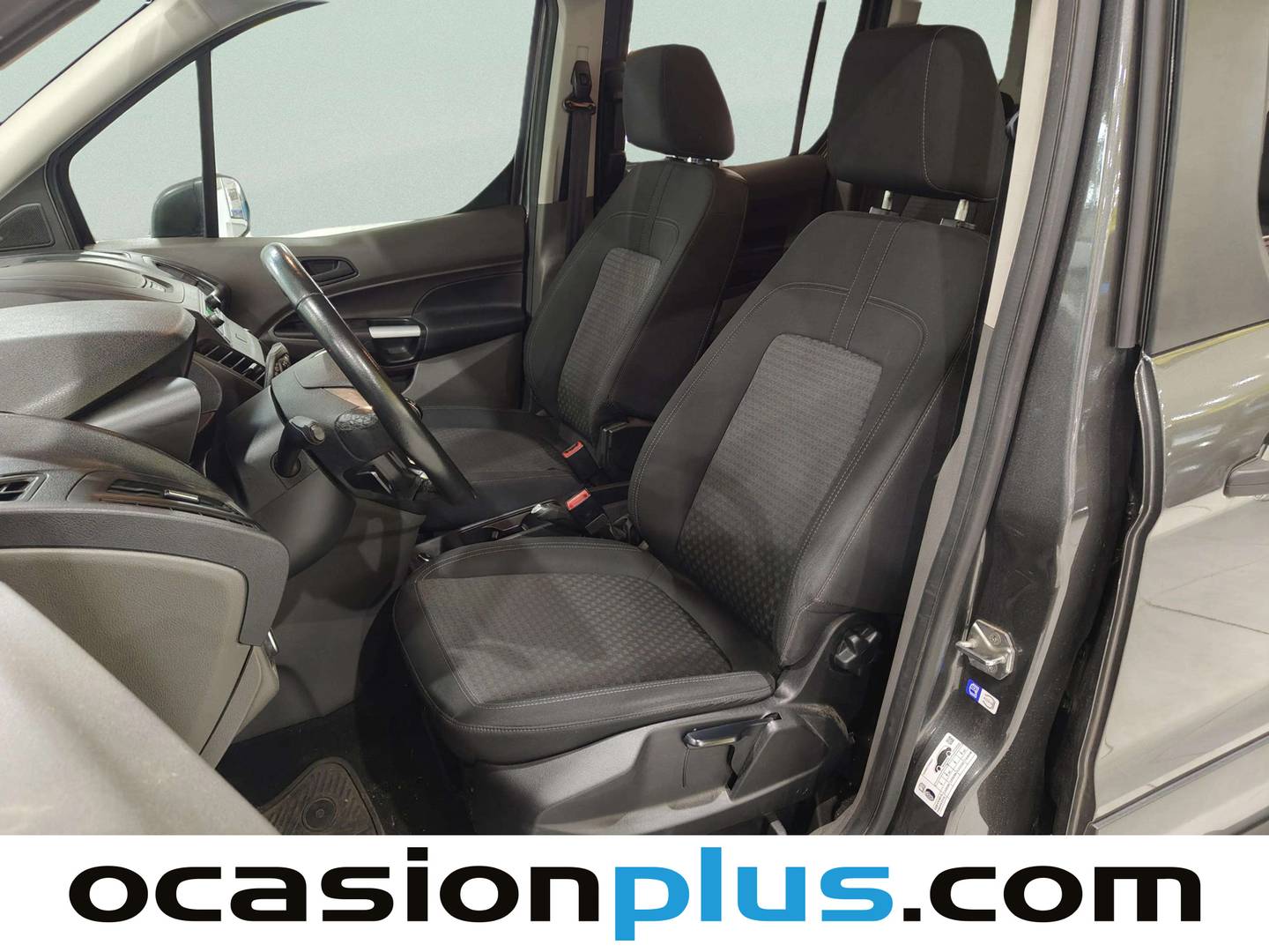 Foto asientos delanteros Ford Transit Connect Ford Transit Connect Kombi 1.5 TDCI Trend 220 L1 (100 CV)