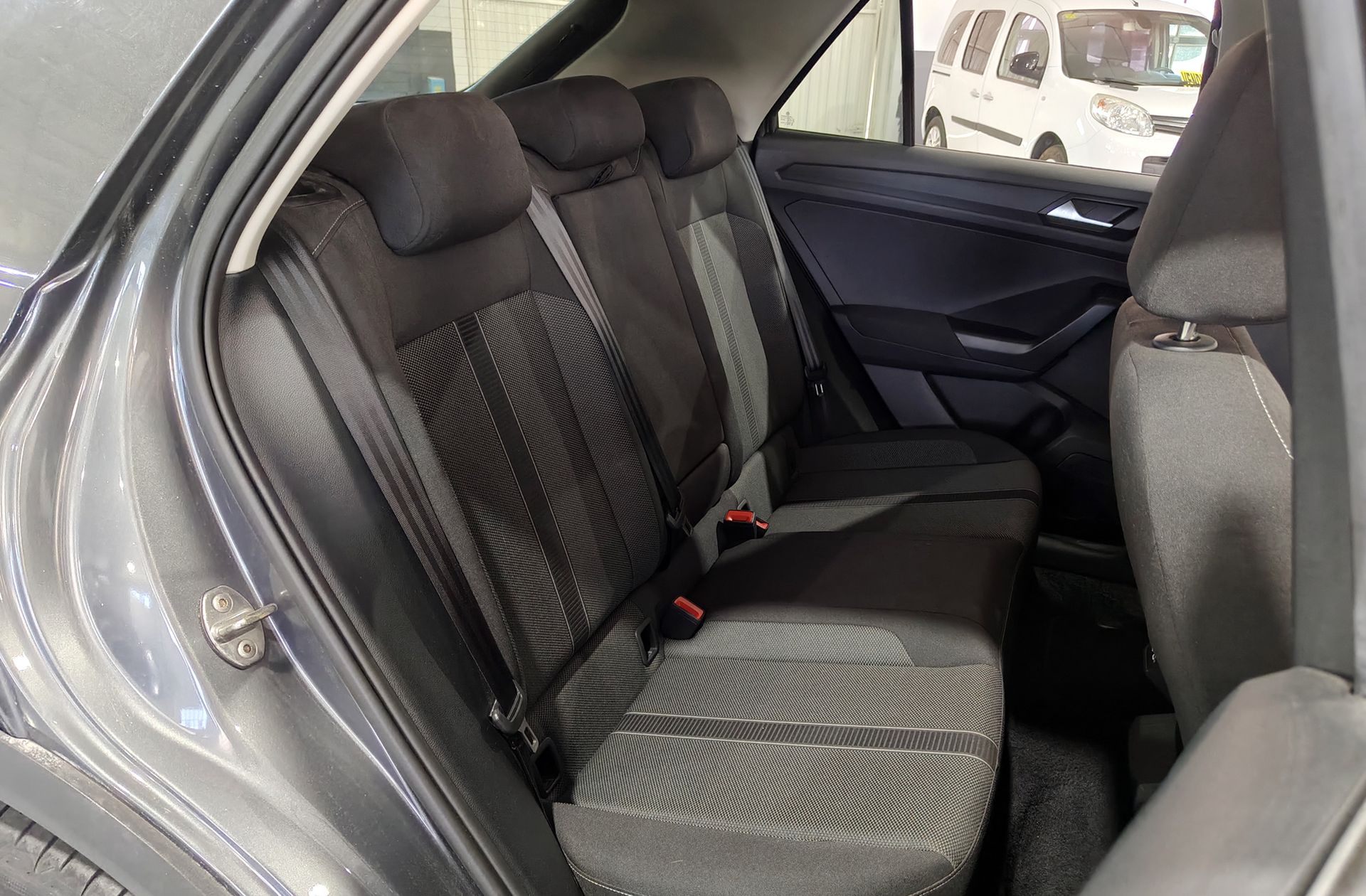 Volkswagen T-Roc Life 1.0 TSI - foto 17