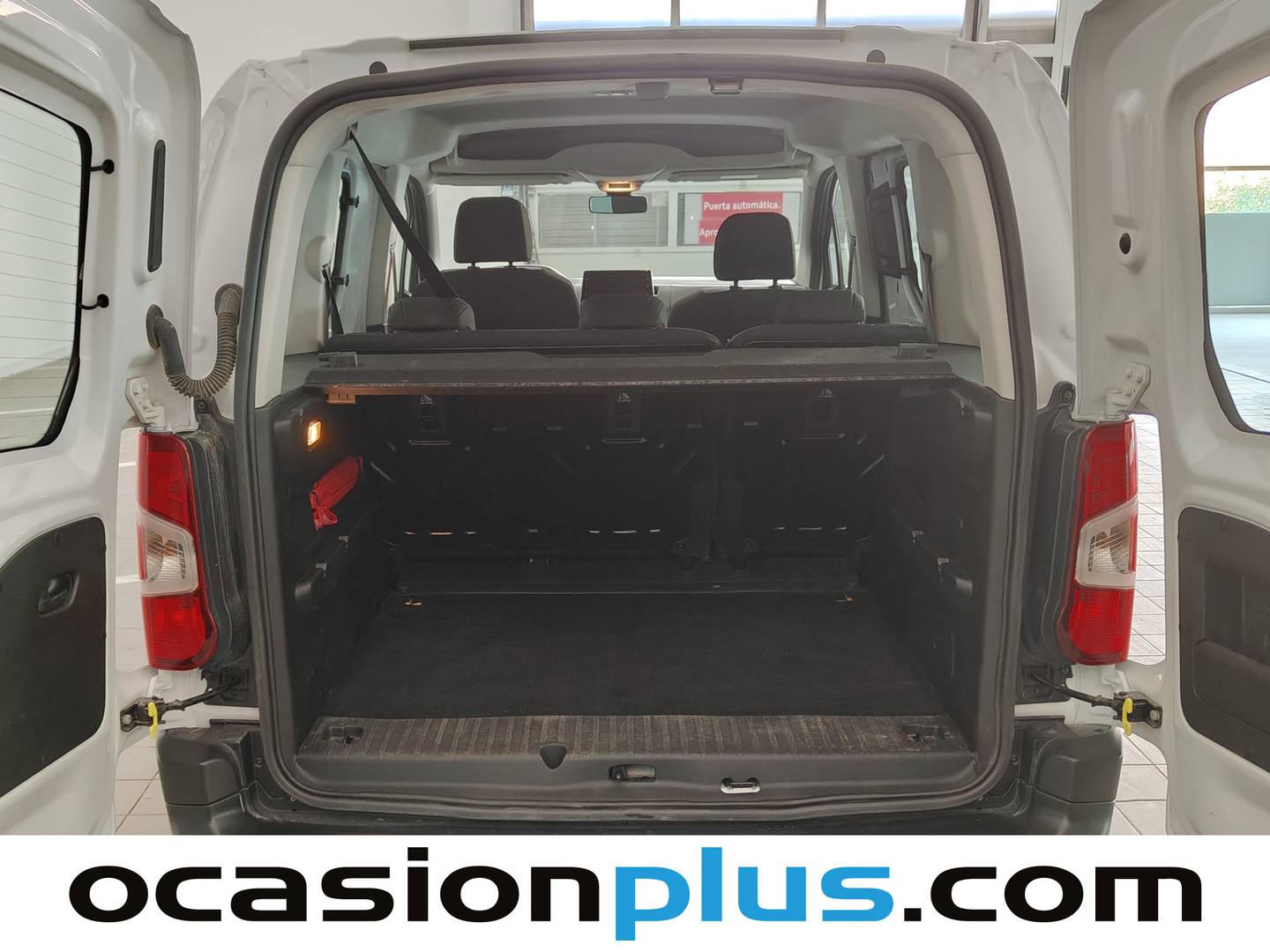 Foto Peugeot Rifter Peugeot Rifter Active Pack Business Standard BlueHDi (100 CV)