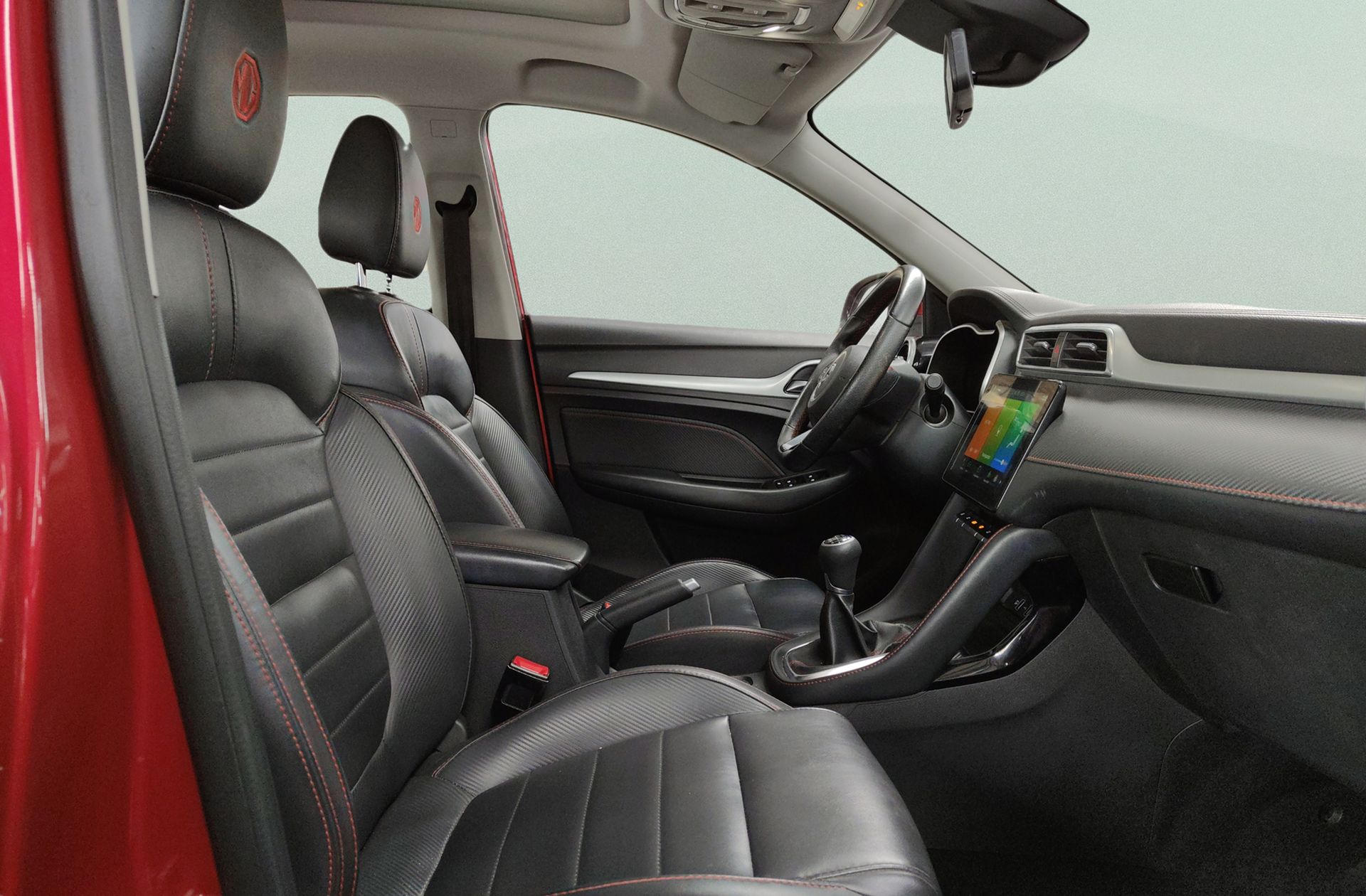 MG ZS 1.0T Luxury - foto 19
