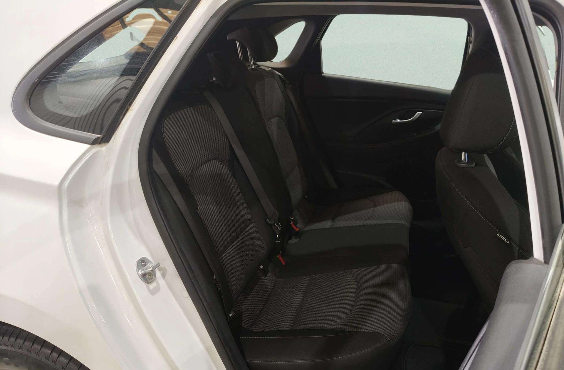 Hyundai i30 1.0 T-GDi Klass - foto 16