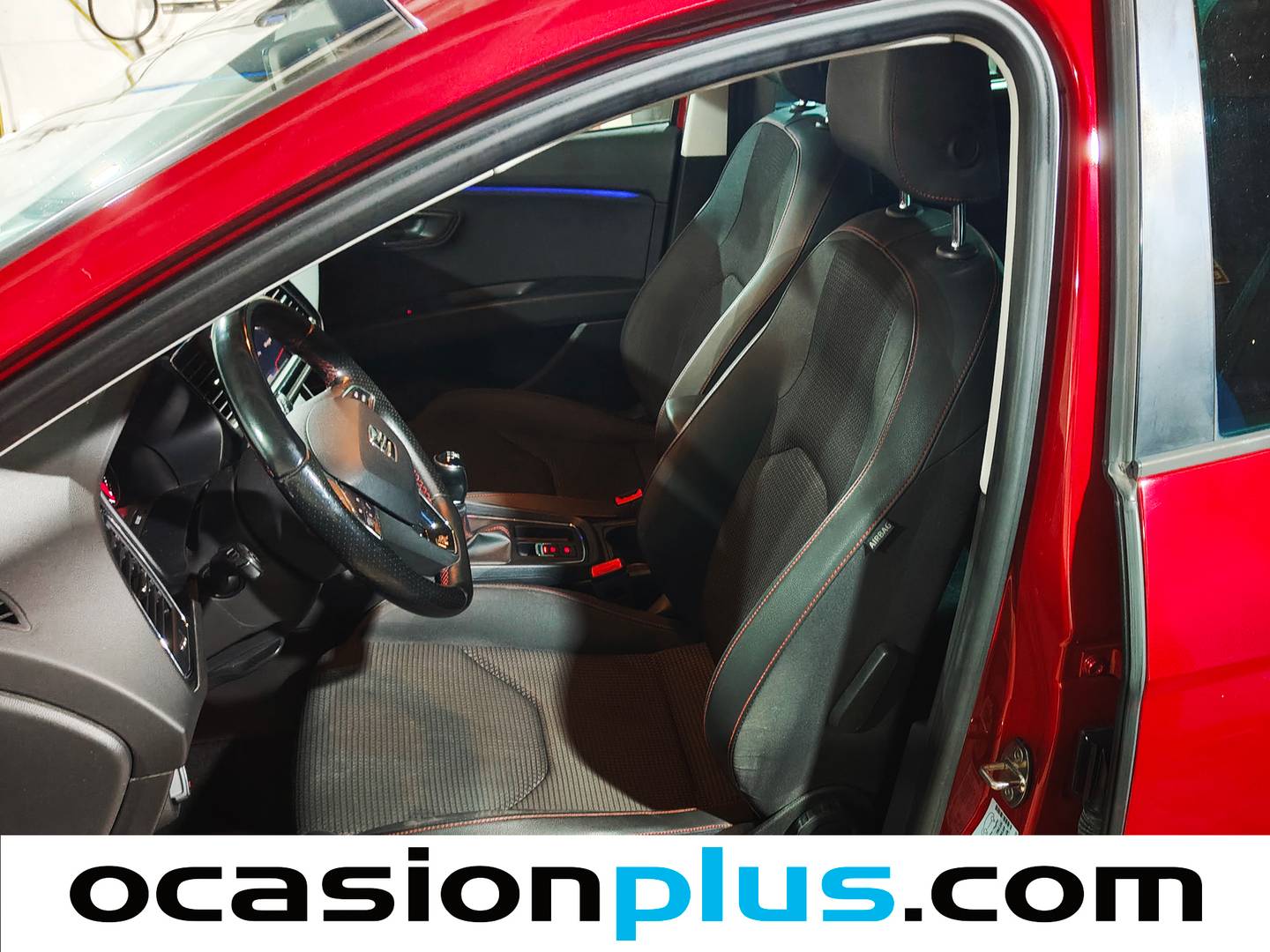 Foto asientos delanteros Seat León Seat León 1.4 TSI S&S ACT FR Plus (150 CV)