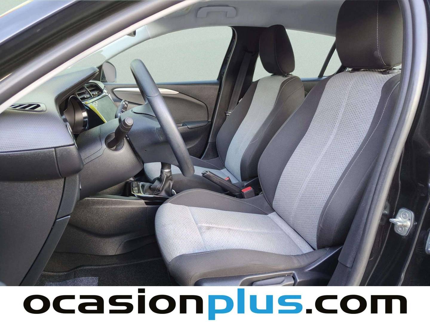 Foto asientos delanteros Opel Corsa Opel Corsa 1.2 XEL Edition (75 CV)