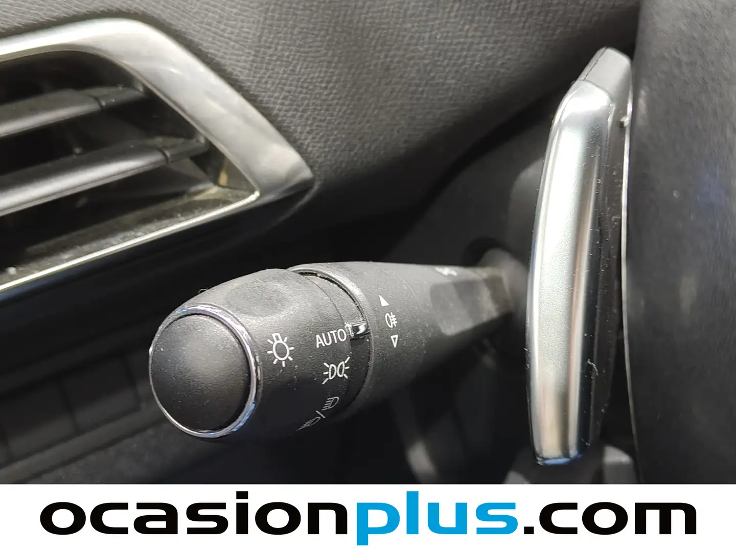 Foto Peugeot 5008 Peugeot 5008 PureTech 130 S&S Allure Pack EAT8 (130 CV) 7 Plazas