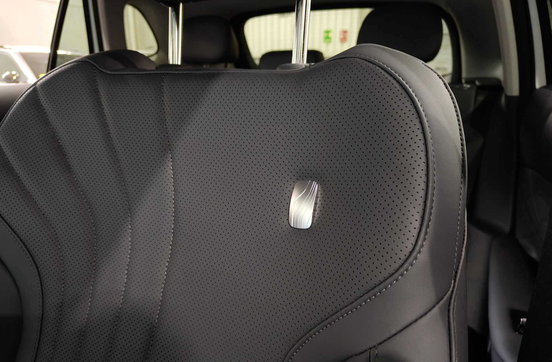 Geely Starray EM-i 1.5 PHEV Pro - foto 14