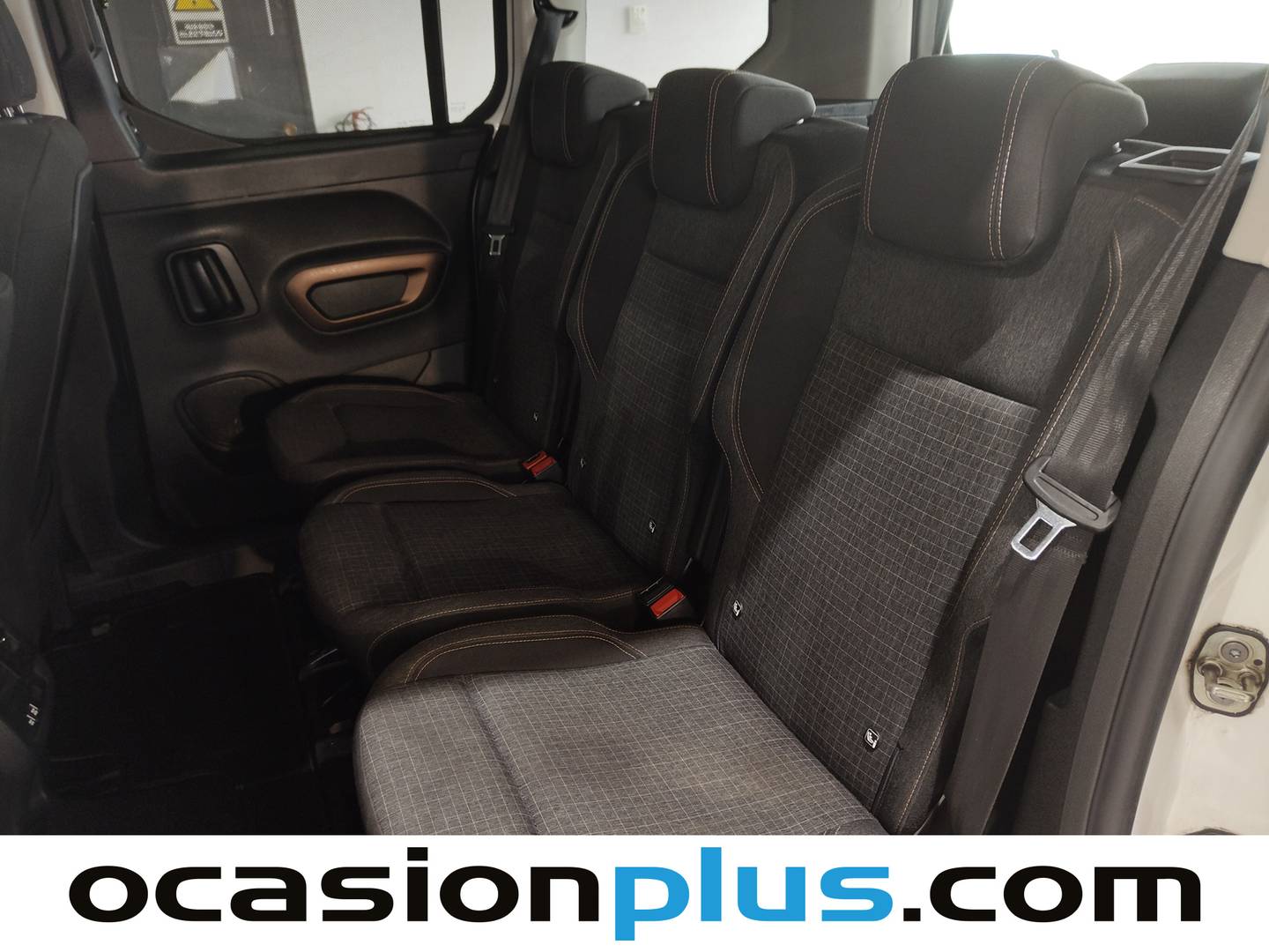 Foto asientos traseros Peugeot Rifter Peugeot Rifter BlueHDi 130 GT Line Standard (130 CV)
