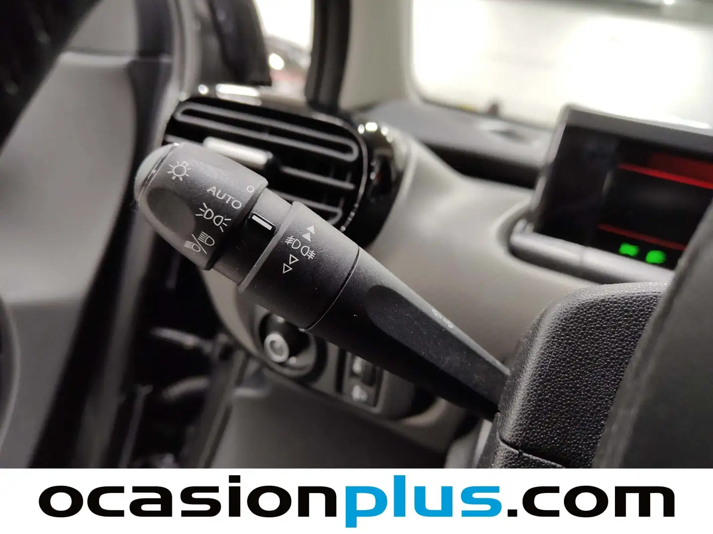 Foto Citroën C4 Cactus Citroen C4 Cactus BlueHDi 100 S&S Origins (102 CV)