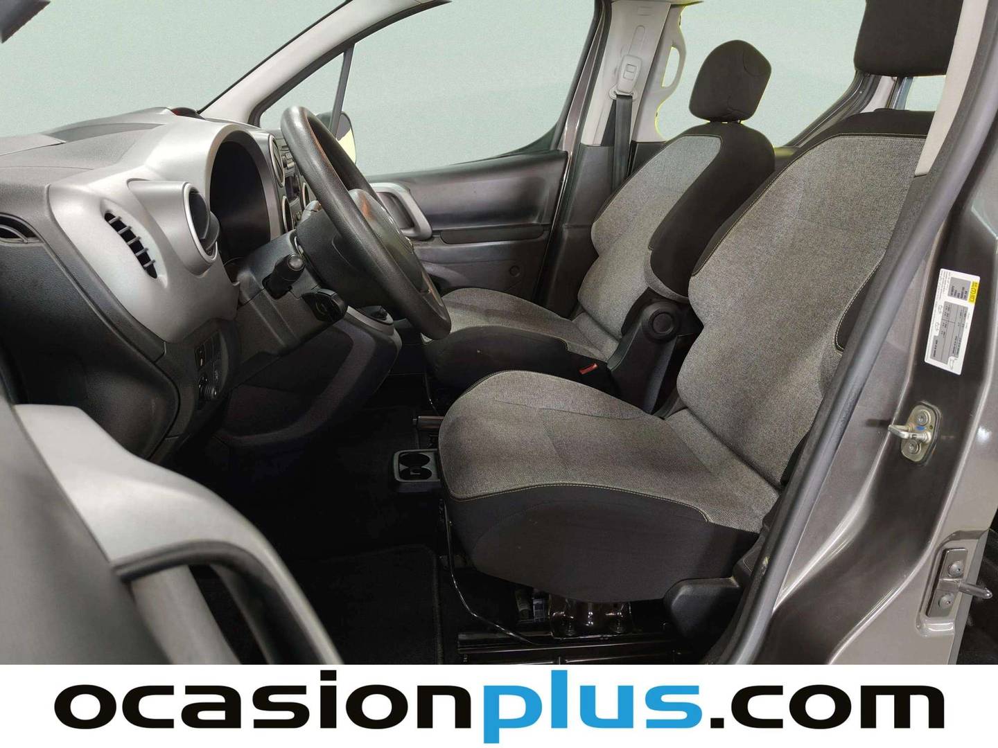 Foto asientos delanteros Citroën Berlingo Citroën Berlingo Multispace LIVE Edition BlueHDi (100 CV)