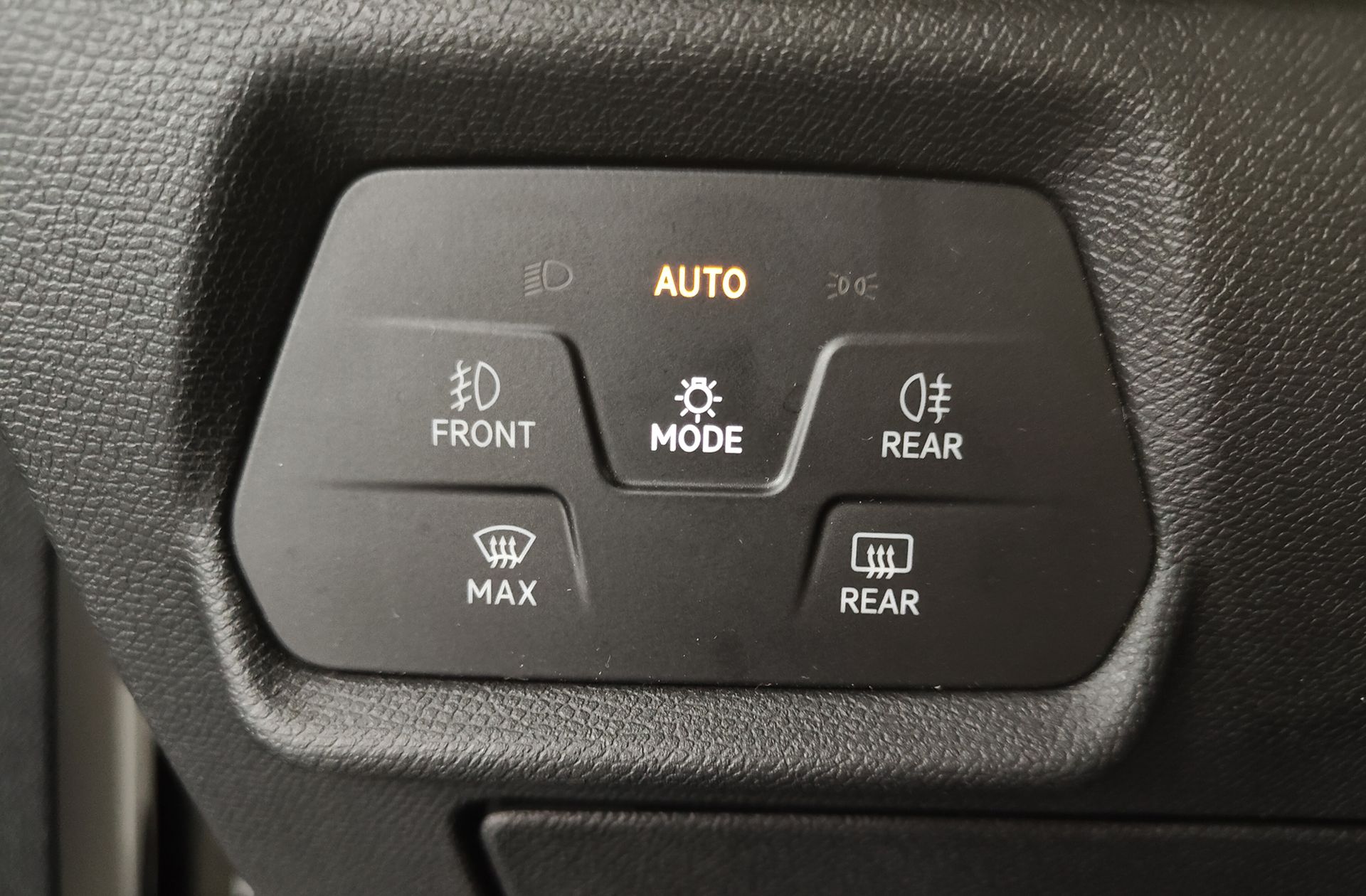 SEAT León ST 1.4 e-Hybrid FR Go XL DSG - foto 50