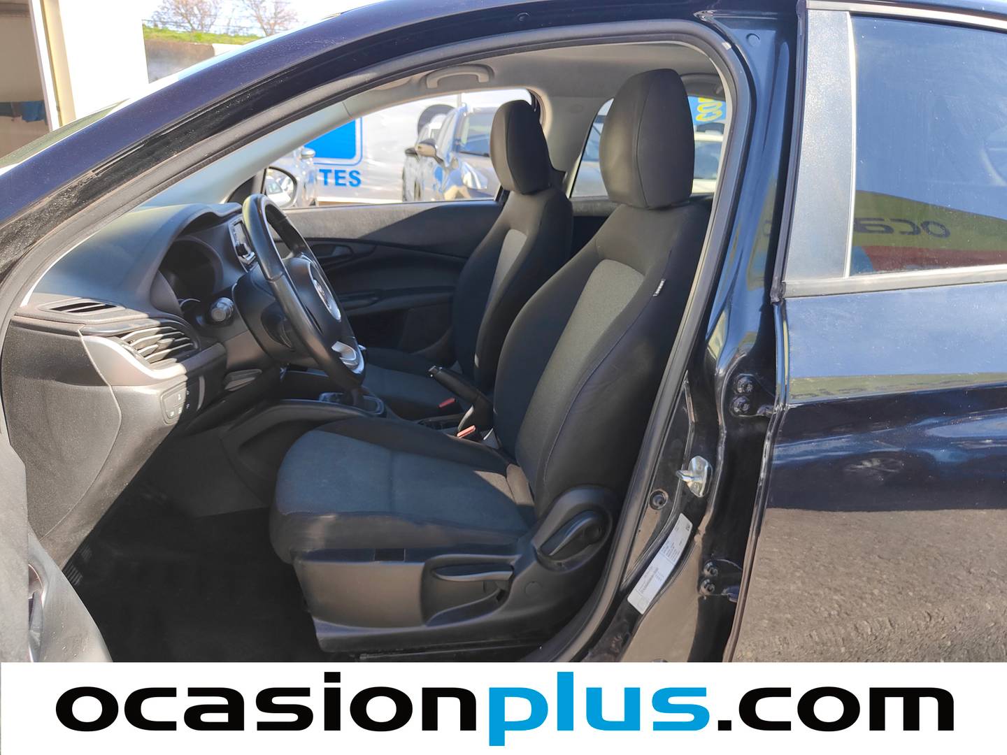 Foto asientos delanteros Fiat Tipo Fiat Tipo 1.4 16v Pop (95 CV)