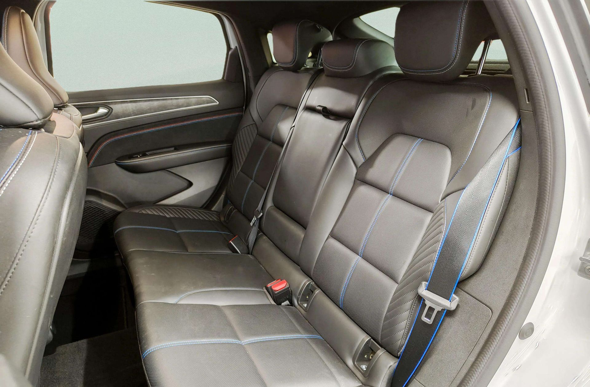 Renault Arkana Esprit Alpine E-Tech Híbrido - foto 19