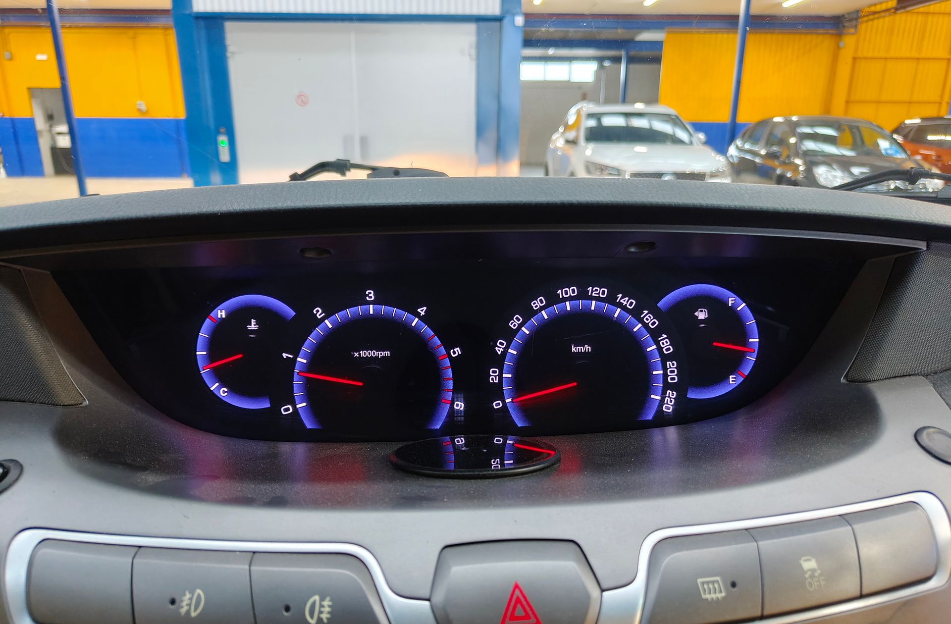 SsangYong Rodius 2.0 e-Xdi Premium 7 plazas - foto 19