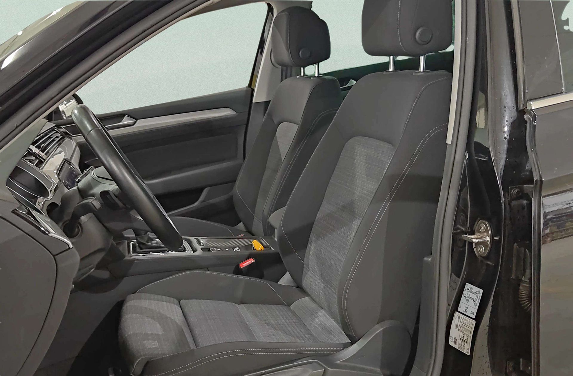Volkswagen Passat 2.0 TDI DSG - foto 15