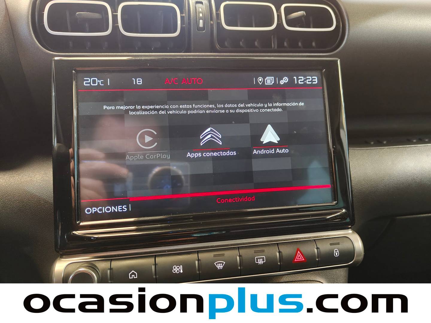 Equipamiento del Citroën C3 Aircross Citroën C3 Aircross PureTech 110 S&S Plus (110 CV)