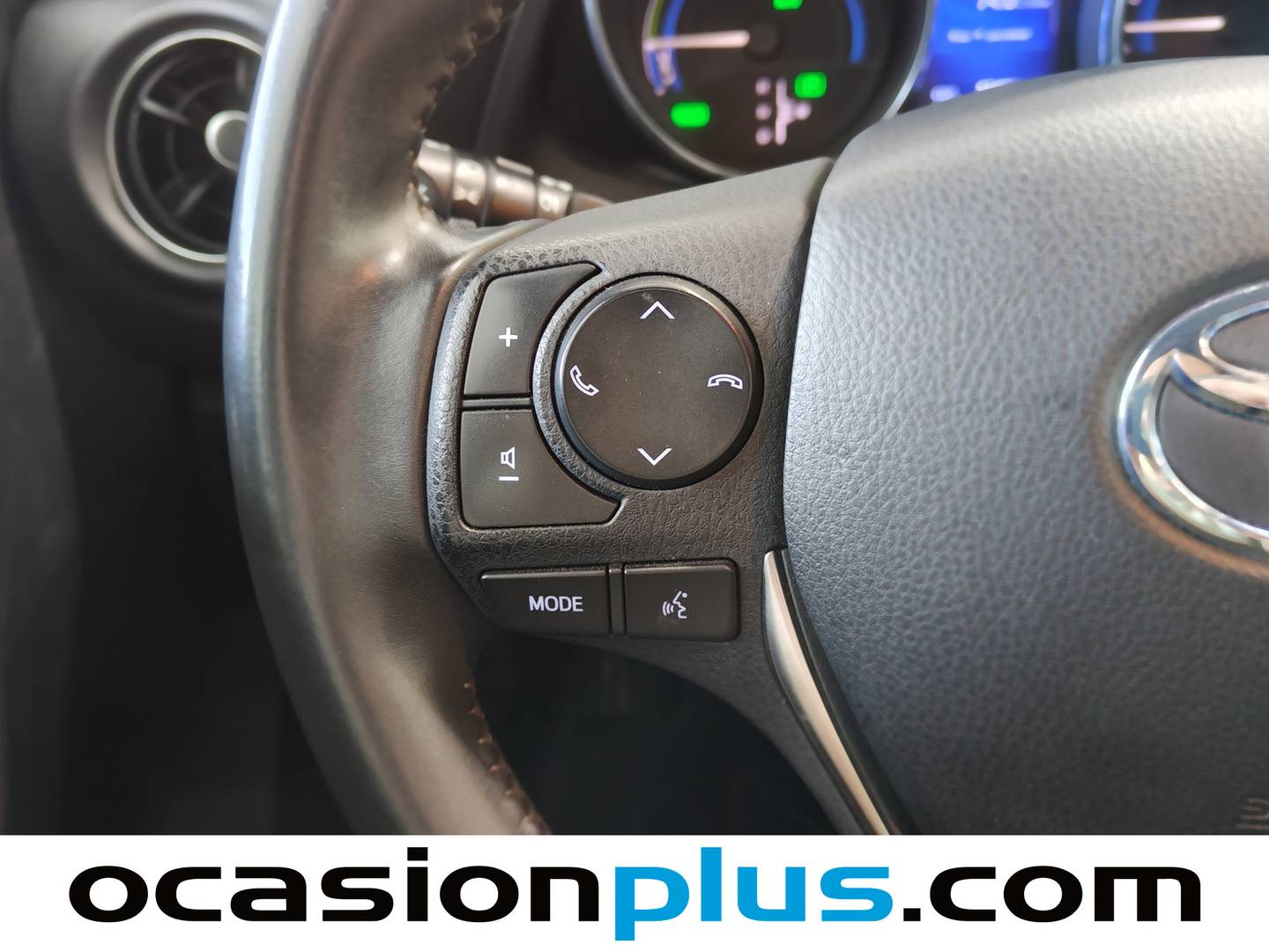 Toyota Auris Toyota Auris 140H Touring Sports Active (136 CV) de ocasión