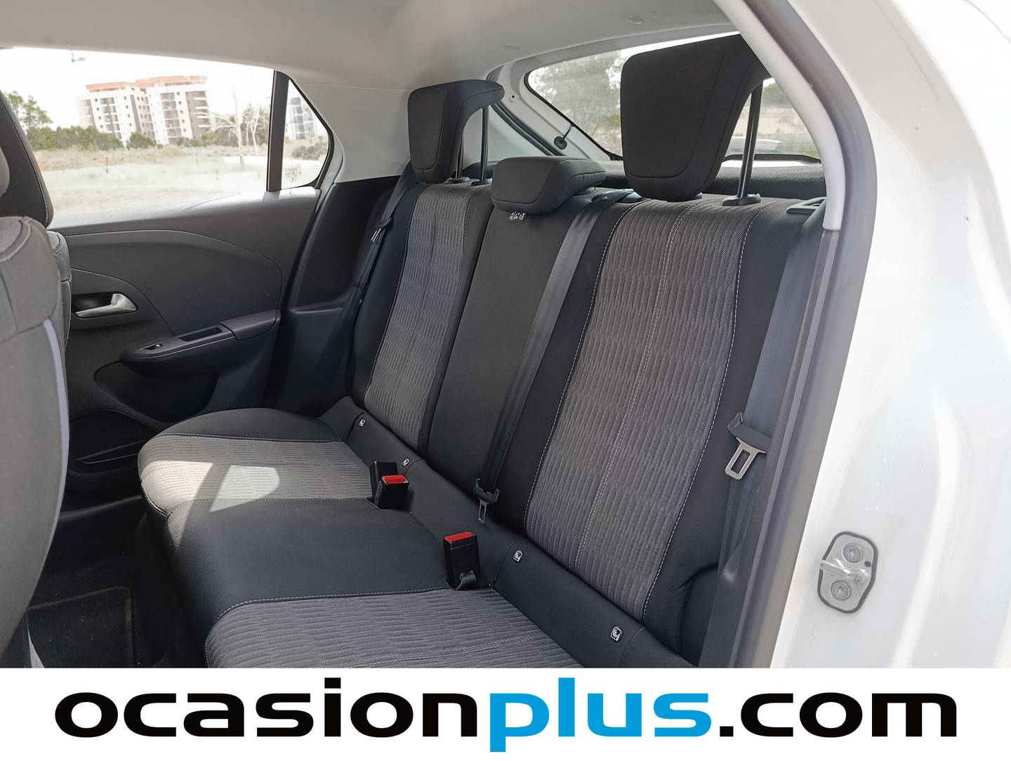 Foto asientos traseros Opel Corsa Opel Corsa 1.2 XEL S&S Edition (75 CV)