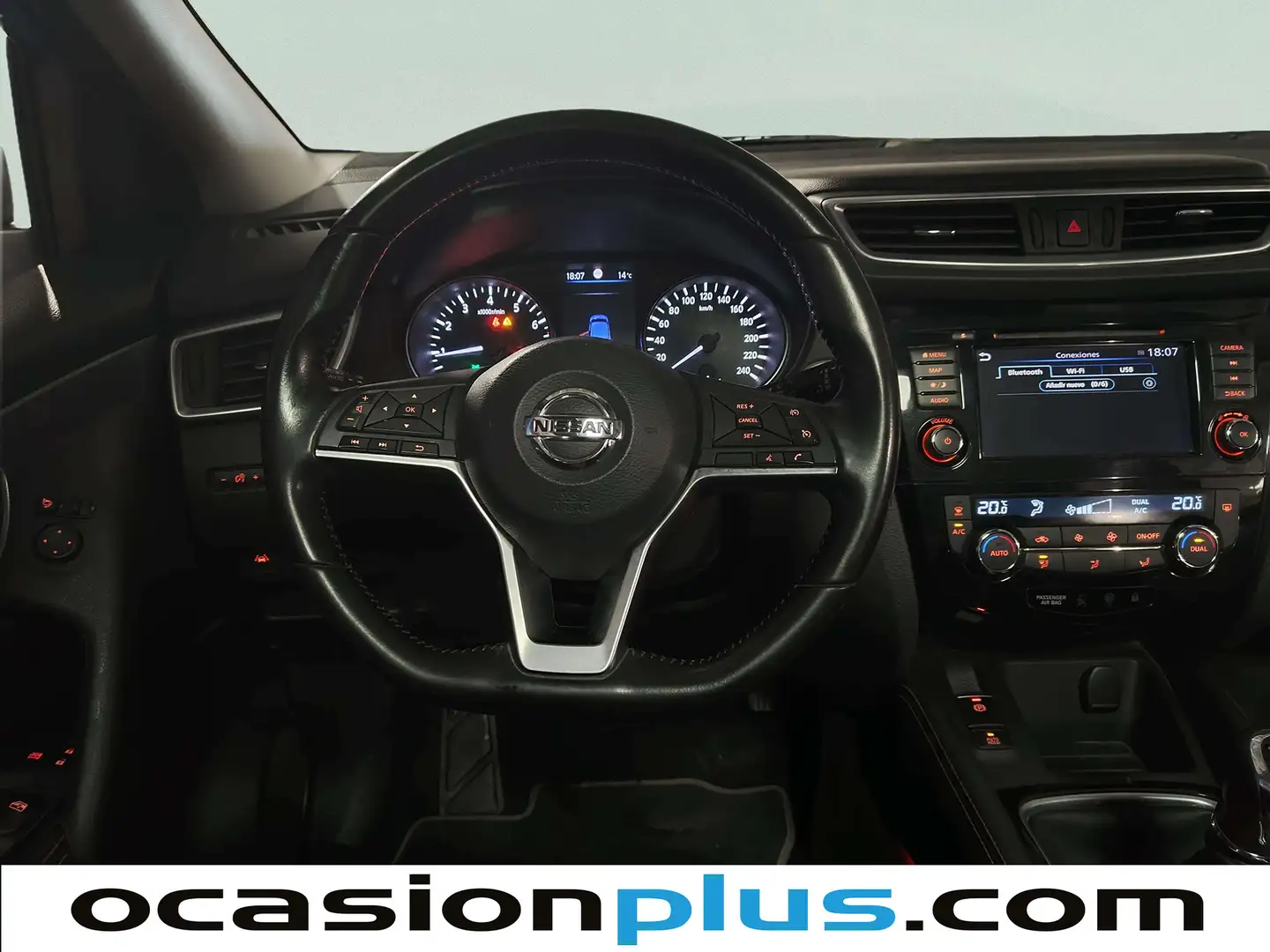 Foto Nissan QASHQAI Nissan Qashqai DIG-T 140 N-Connecta (140 CV)