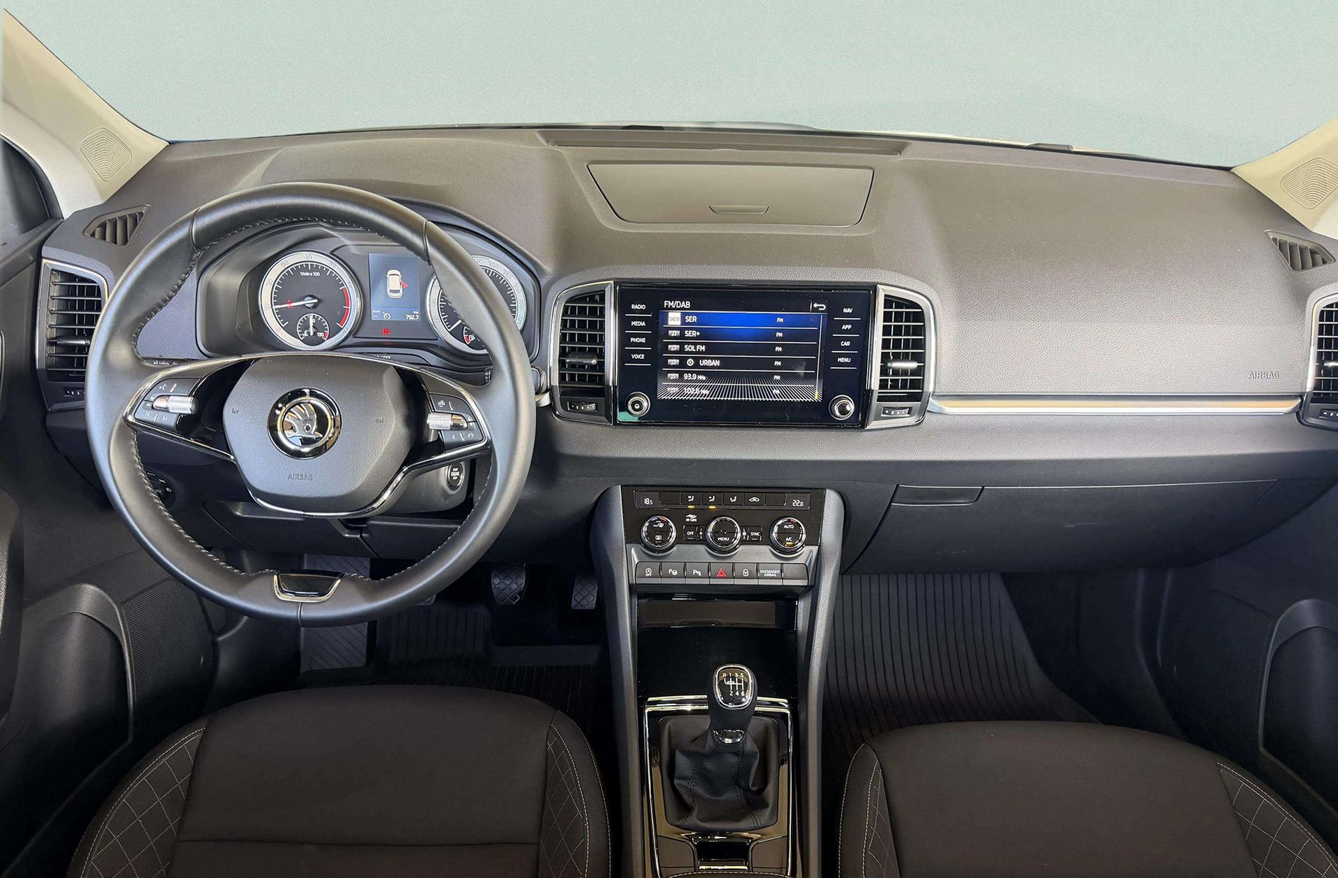 Škoda Karoq 1.0 TSI Ambition - foto 6