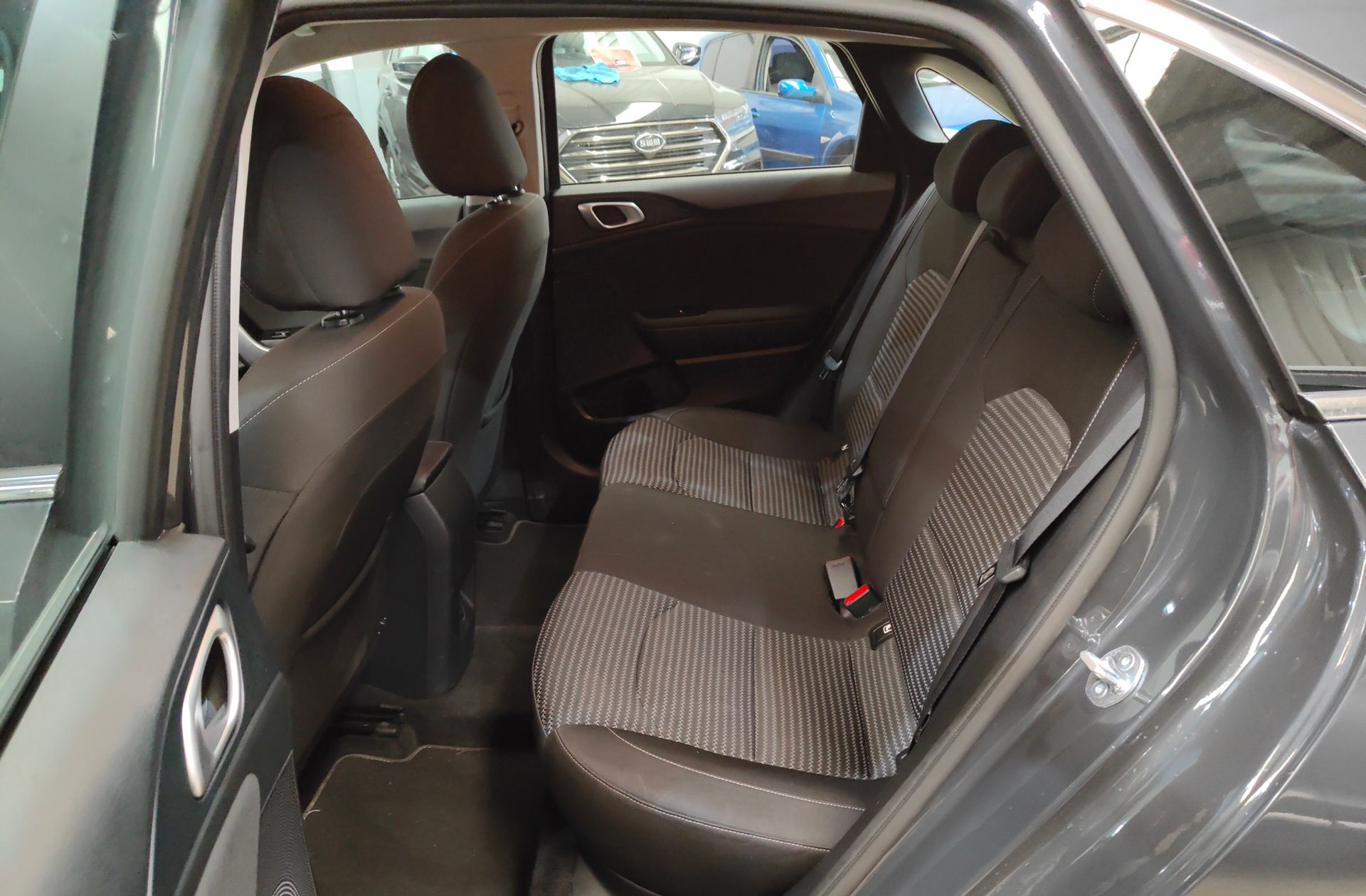 Kia Ceed 1.0 T-GDi Drive - foto 12