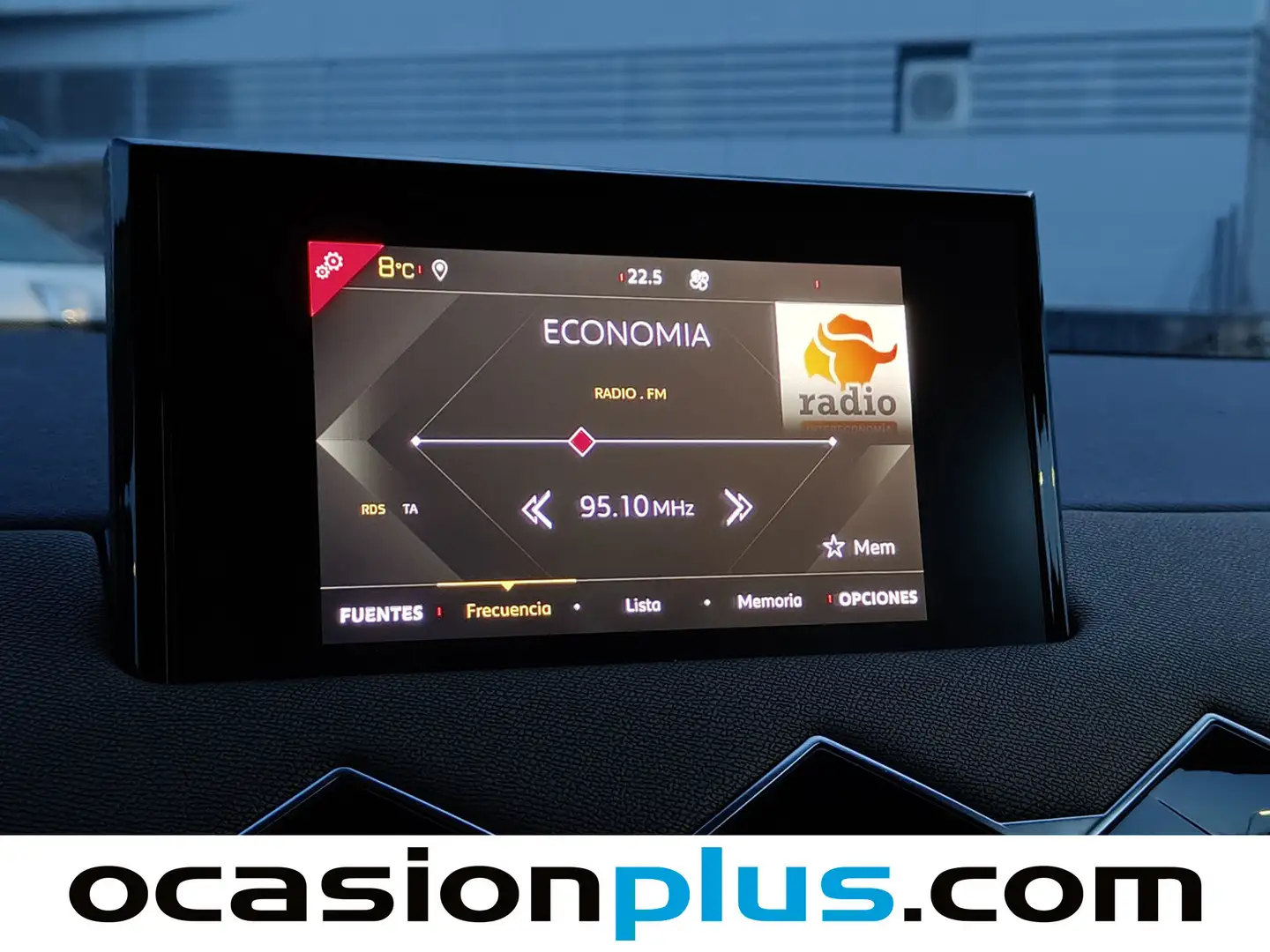 Foto DS DS 3 Crossback DS DS3 Crossback BlueHDi 100 So Chic (100 CV)