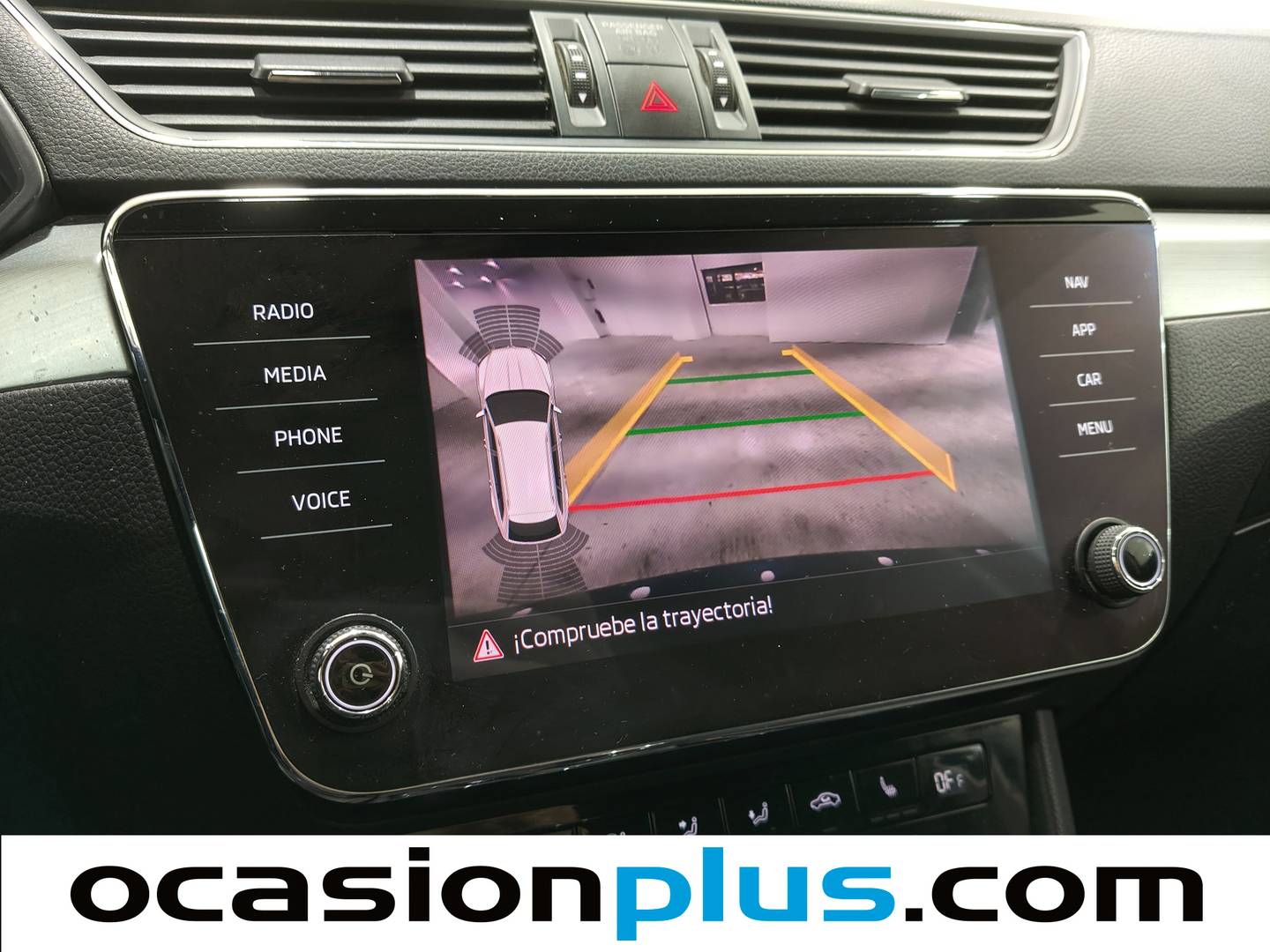 Acabados Skoda Superb Skoda Superb Combi 2.0 TDI Ambition DSG (150 CV)