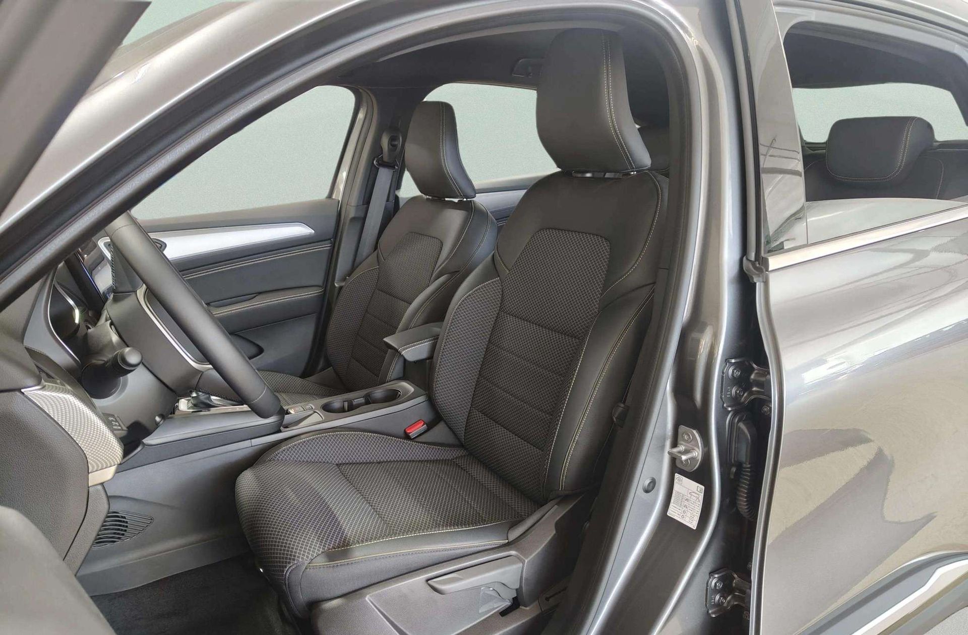 Renault Arkana Techno E-Tech full hybrid - foto 10