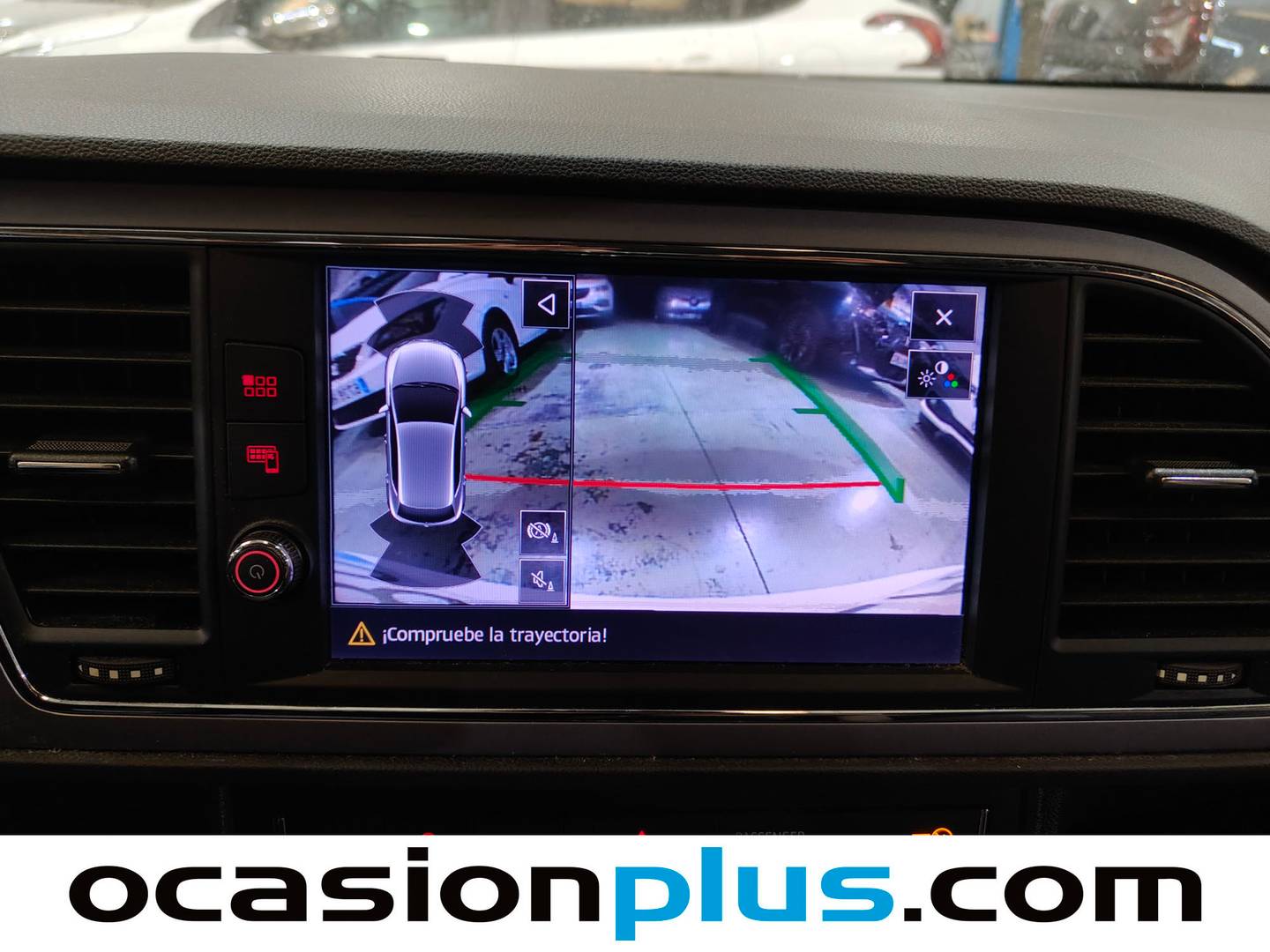 Equipamiento del Seat León Seat León 1.6 TDI Style Visio Edition (115 CV)