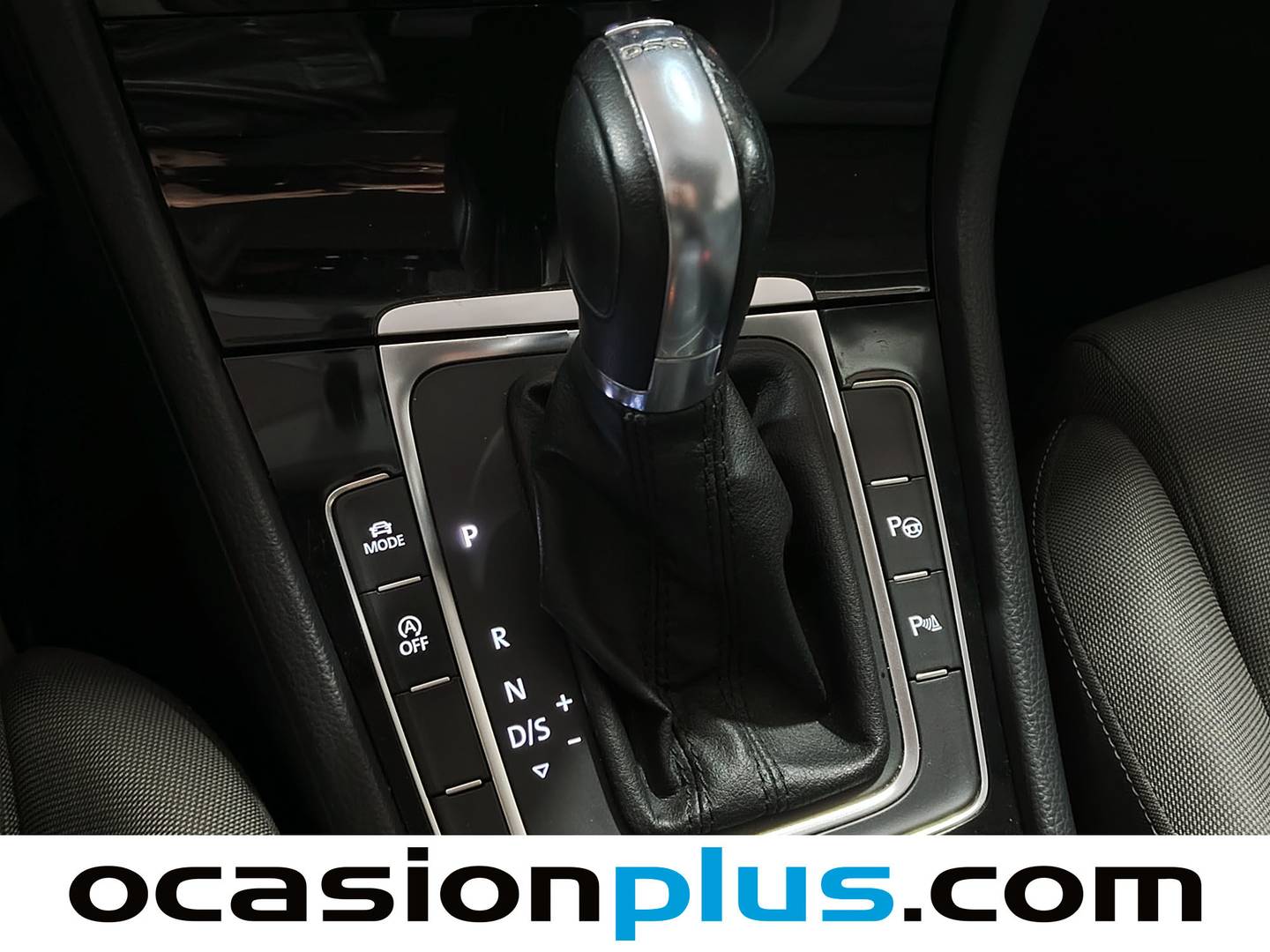 Foto Volkswagen Golf Volkswagen Golf Sport 2.0 TDI CR BMT (150 CV) DSG