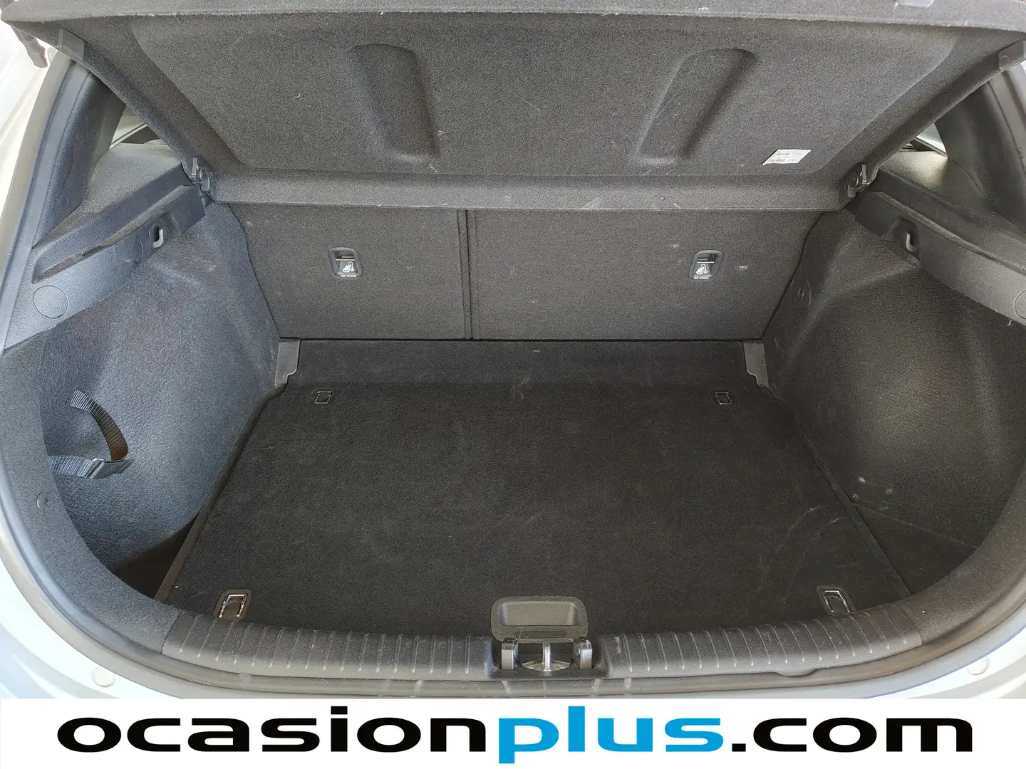 Foto KIA Ceed Kia Ceed 1.6 MHEV iMT Drive (136 CV)