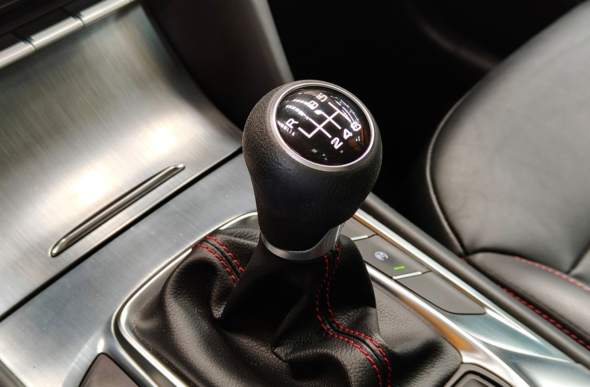 MG HS 1.5 Turbo GDI Luxury - foto 5