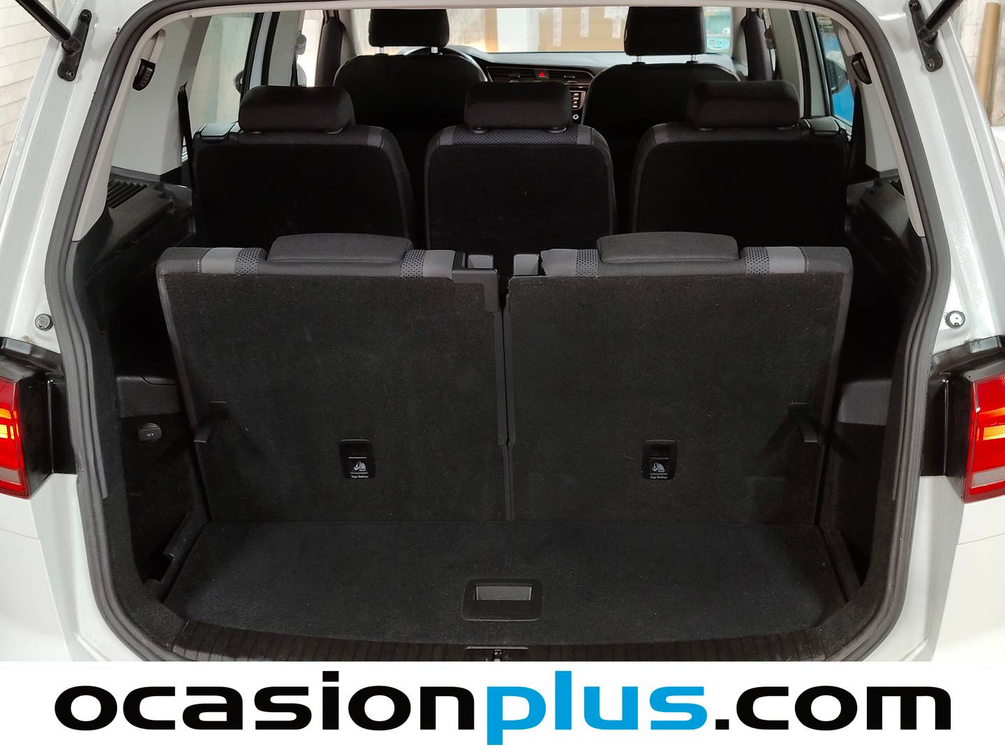 Foto Volkswagen Touran Volkswagen Touran Edition 1.6 TDI BMT  (115 CV)