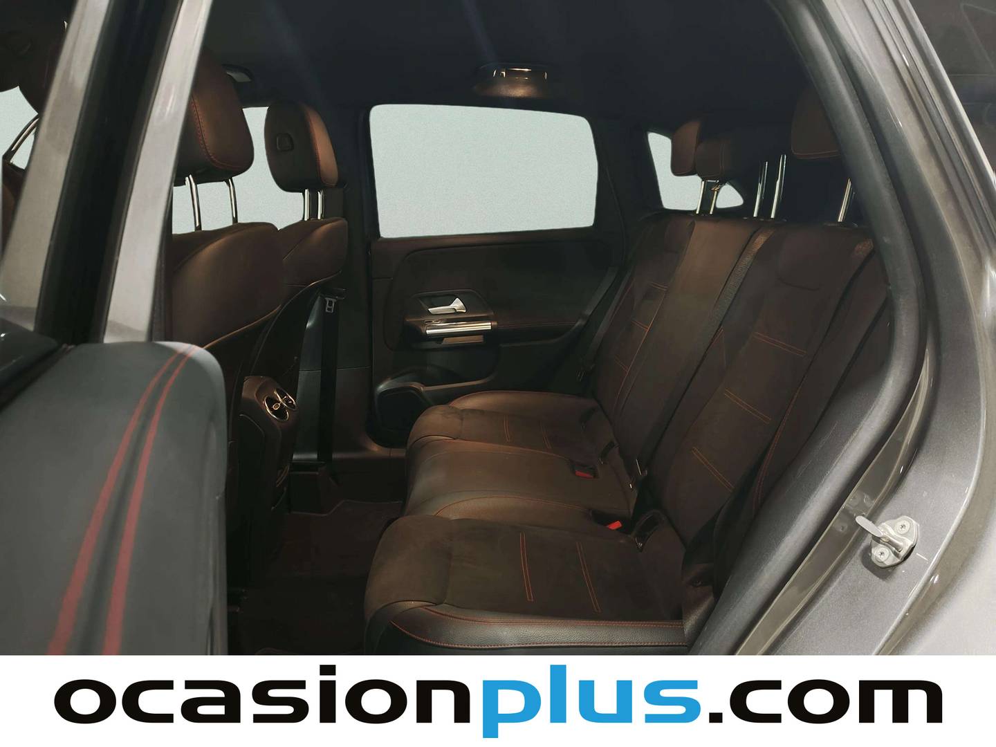 Foto asientos traseros Mercedes Clase B Mercedes Clase B 180 d (116 CV) Pack AMG