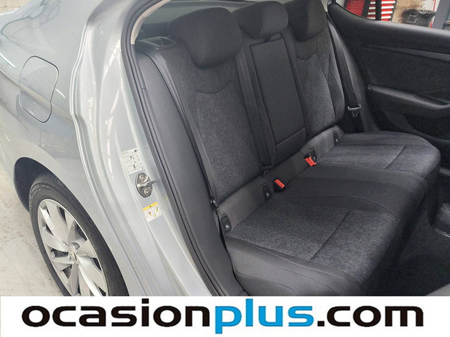 Foto Skoda Superb Skoda Superb 1.5 TSI m-HEV Essence DSG (150 CV)